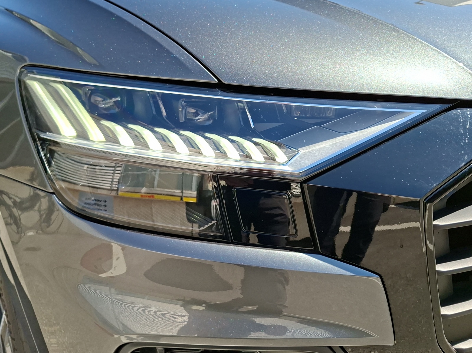AUDI SQ8 TFSI quattro tiptronic-image-15