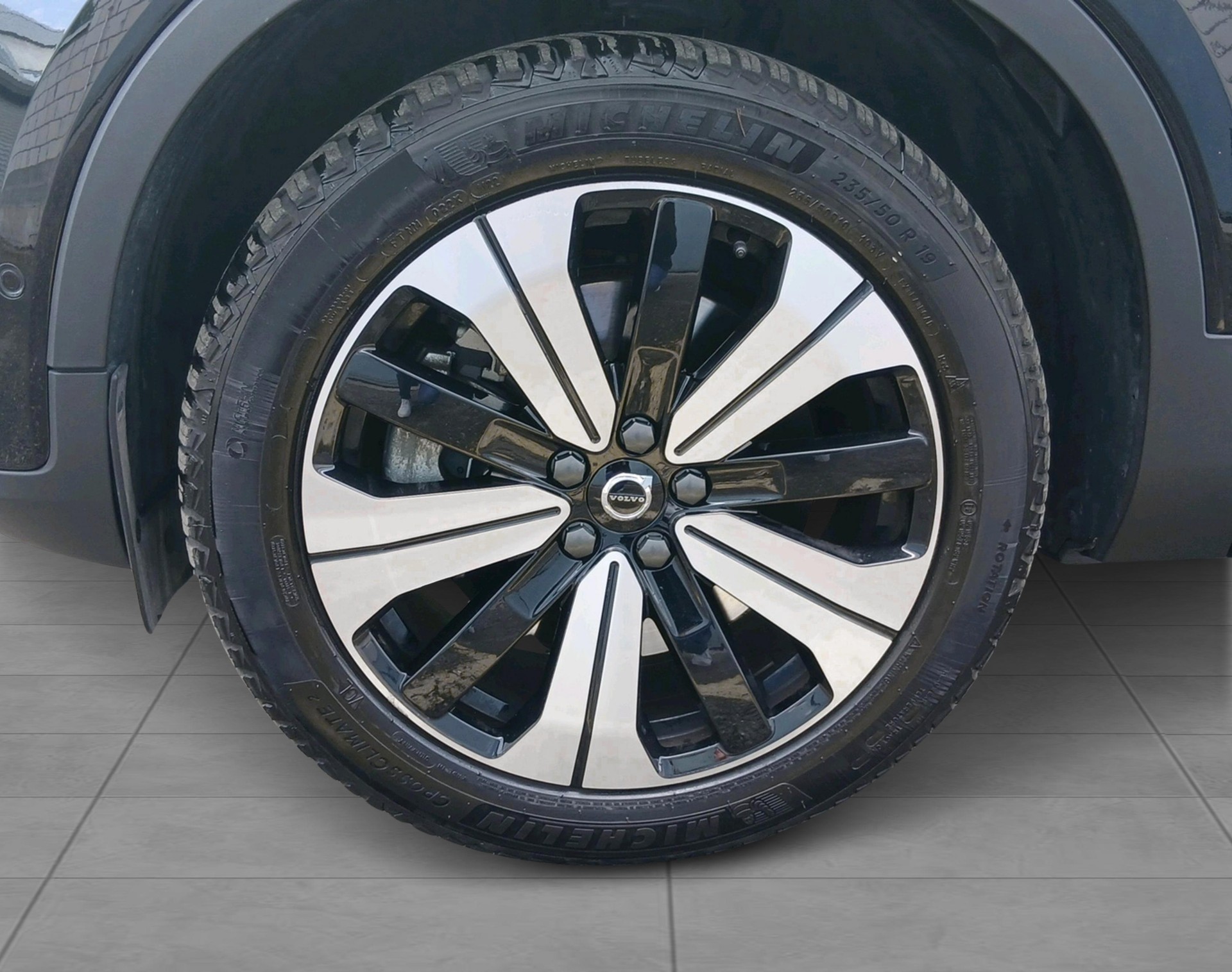 VOLVO XC40 1.5 T5 PiH Ultimate Dark-image-10