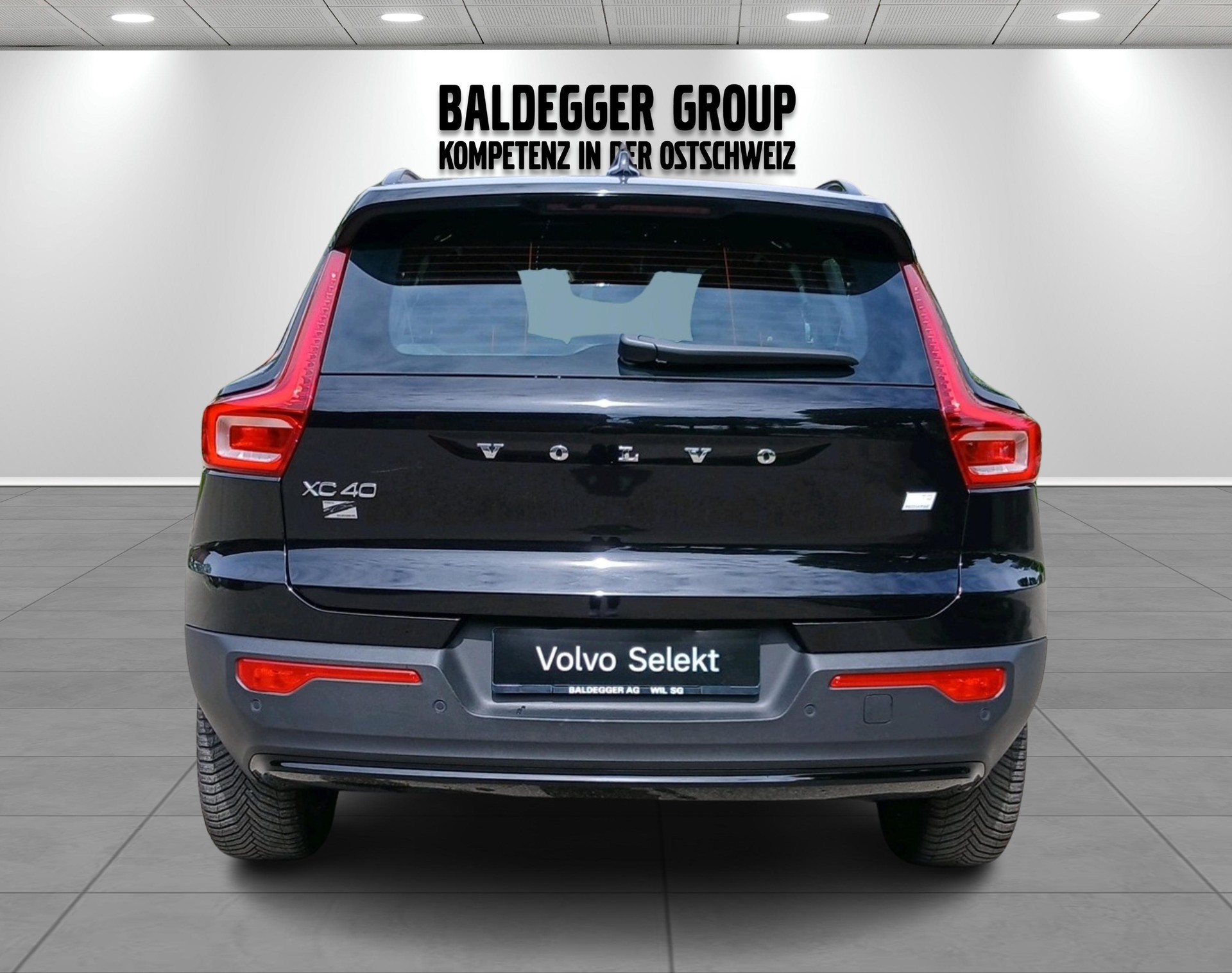 VOLVO XC40 1.5 T5 PiH Ultimate Dark-image-9