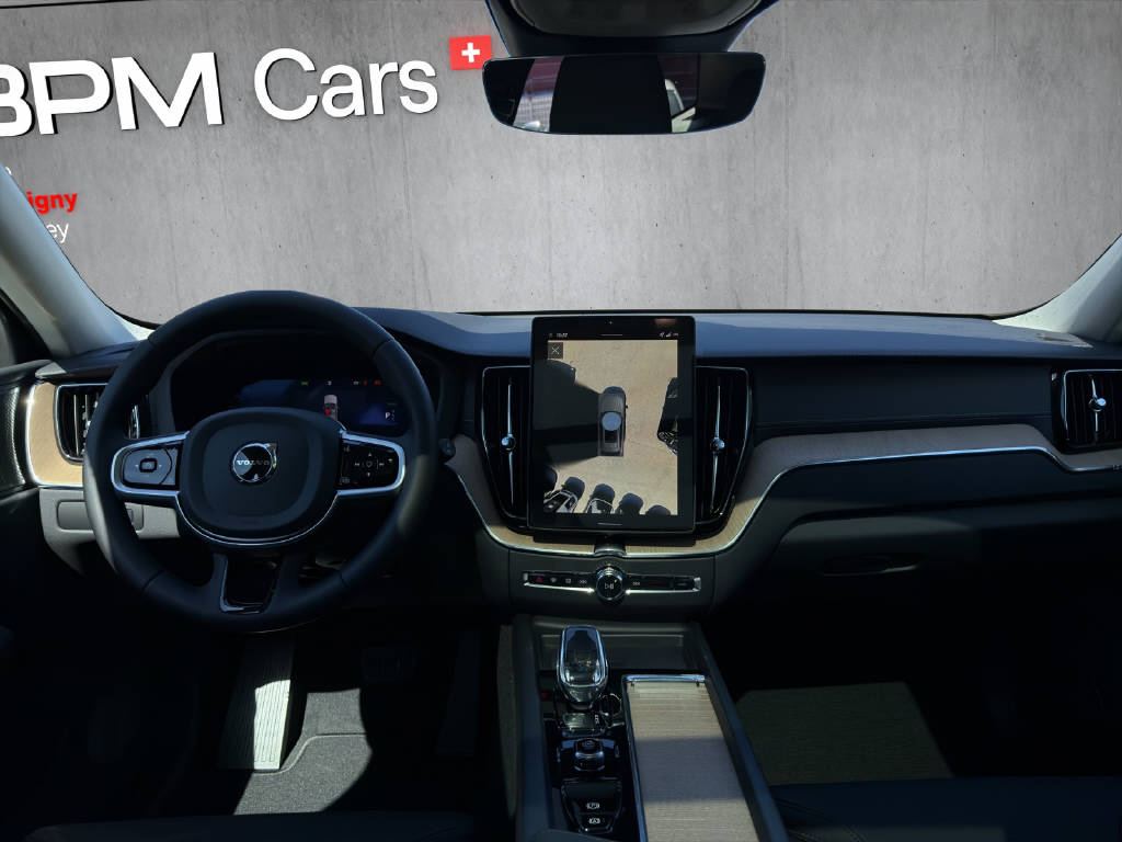 VOLVO XC60 2.0 T6 TE Ultra Bright eAWD-image-11