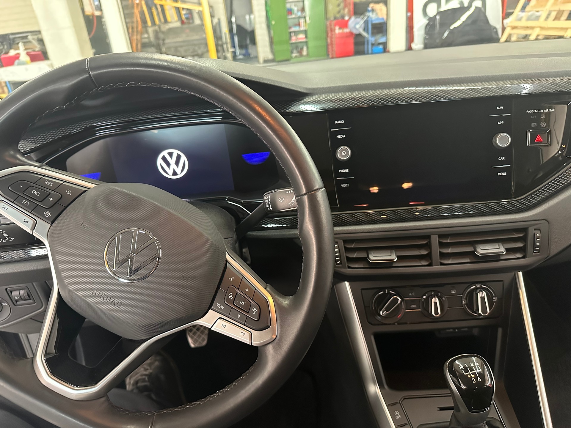 VW Polo 1.0 TSI Life-image-7