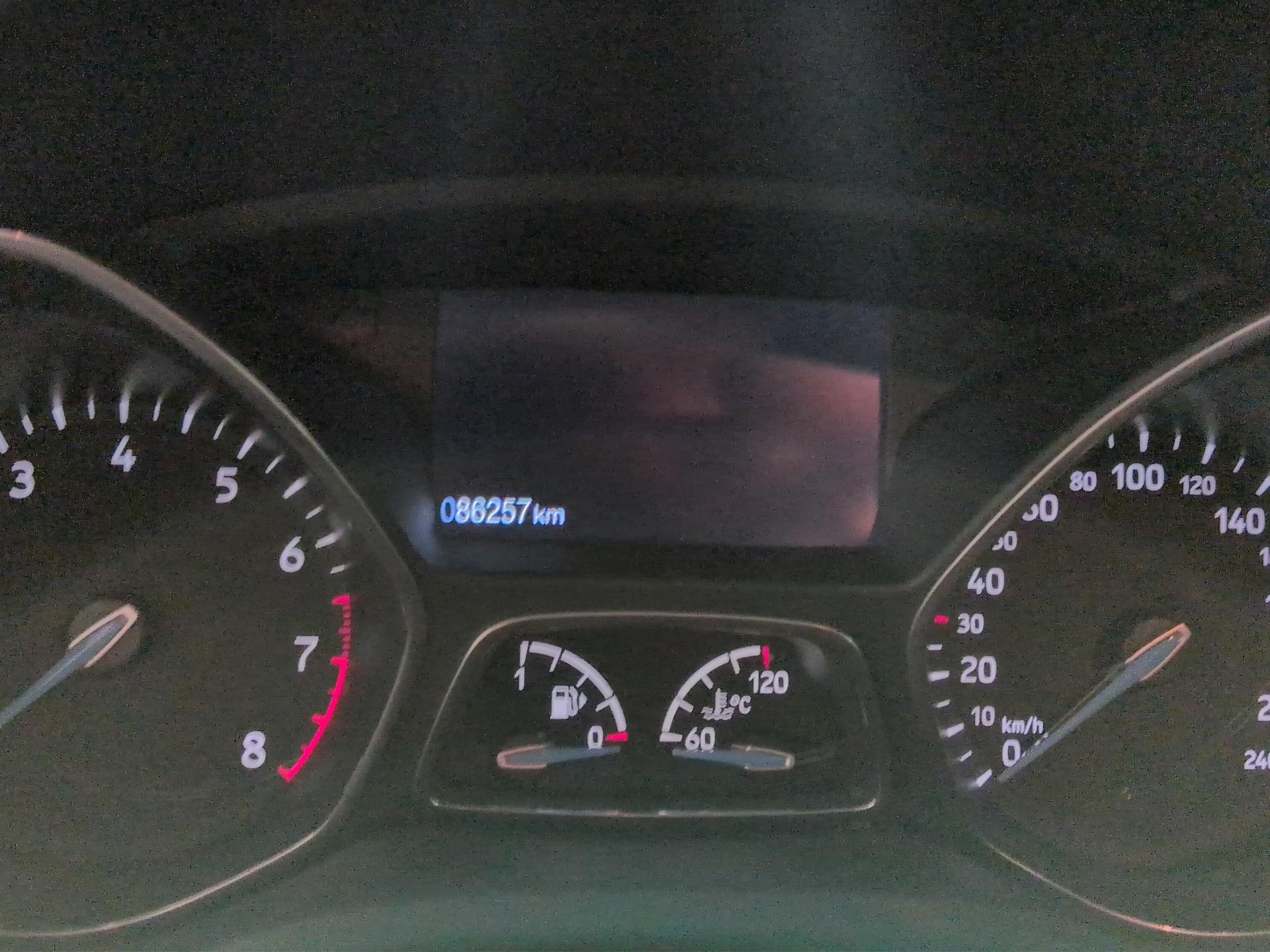 FORD Focus 1.0 SCTi ST Line-image-10