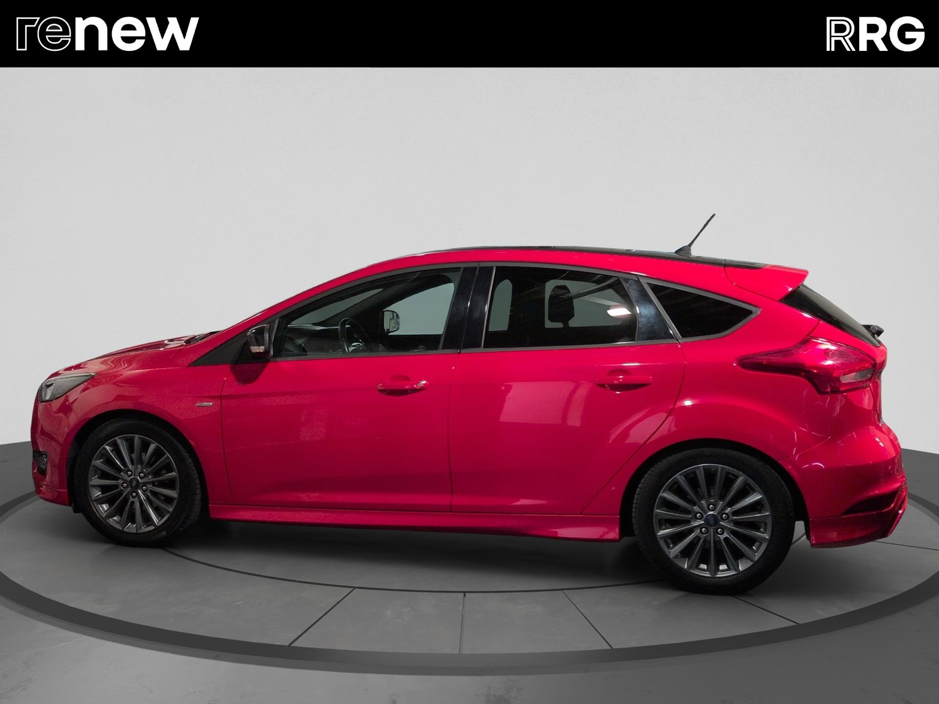 FORD Focus 1.0 SCTi ST Line-image-5