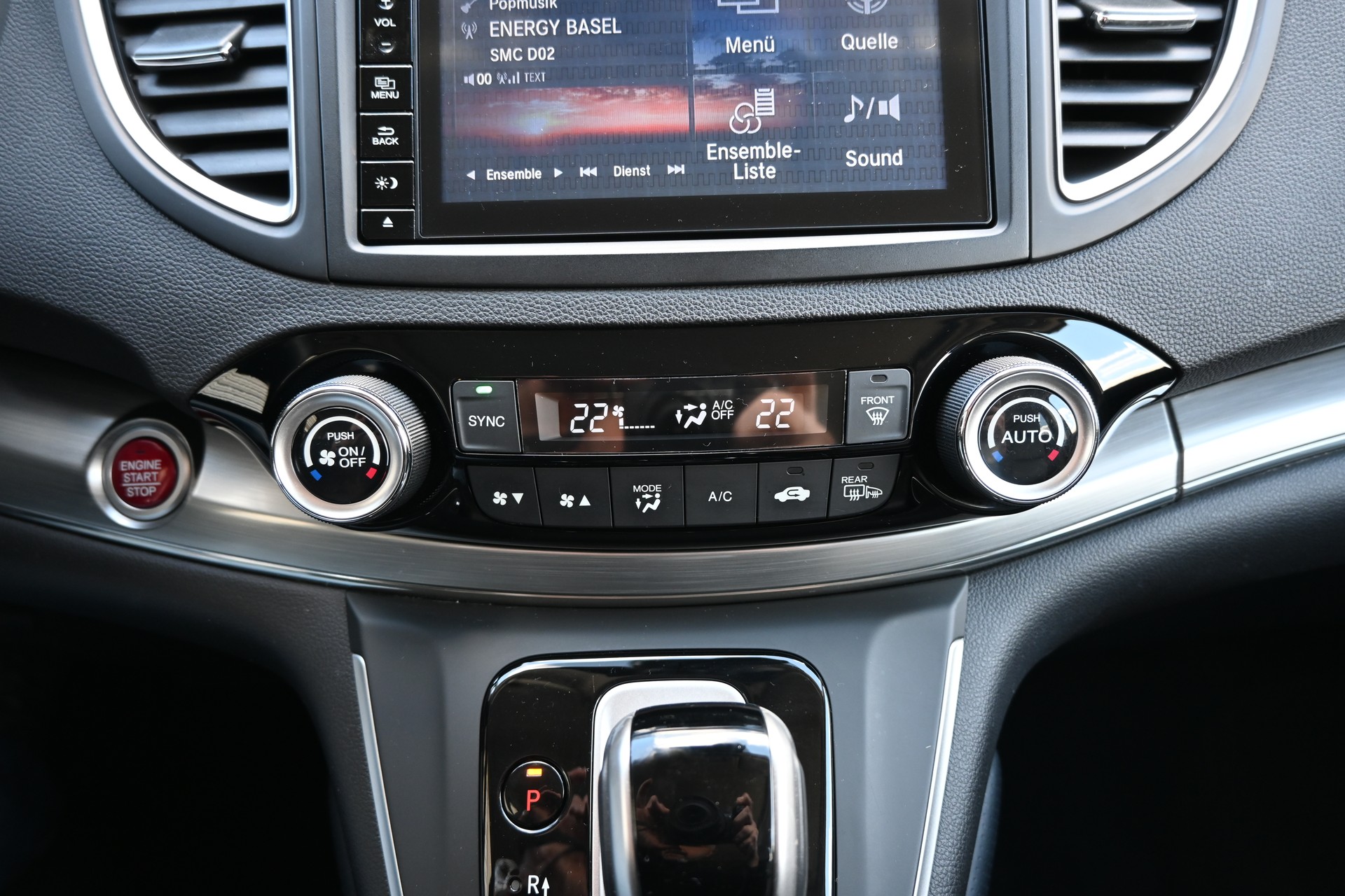 HONDA CR-V 1.6 i-DTEC Elegance Plus 4WD Automatic 4X4 + Frisch ab MFK-image-21