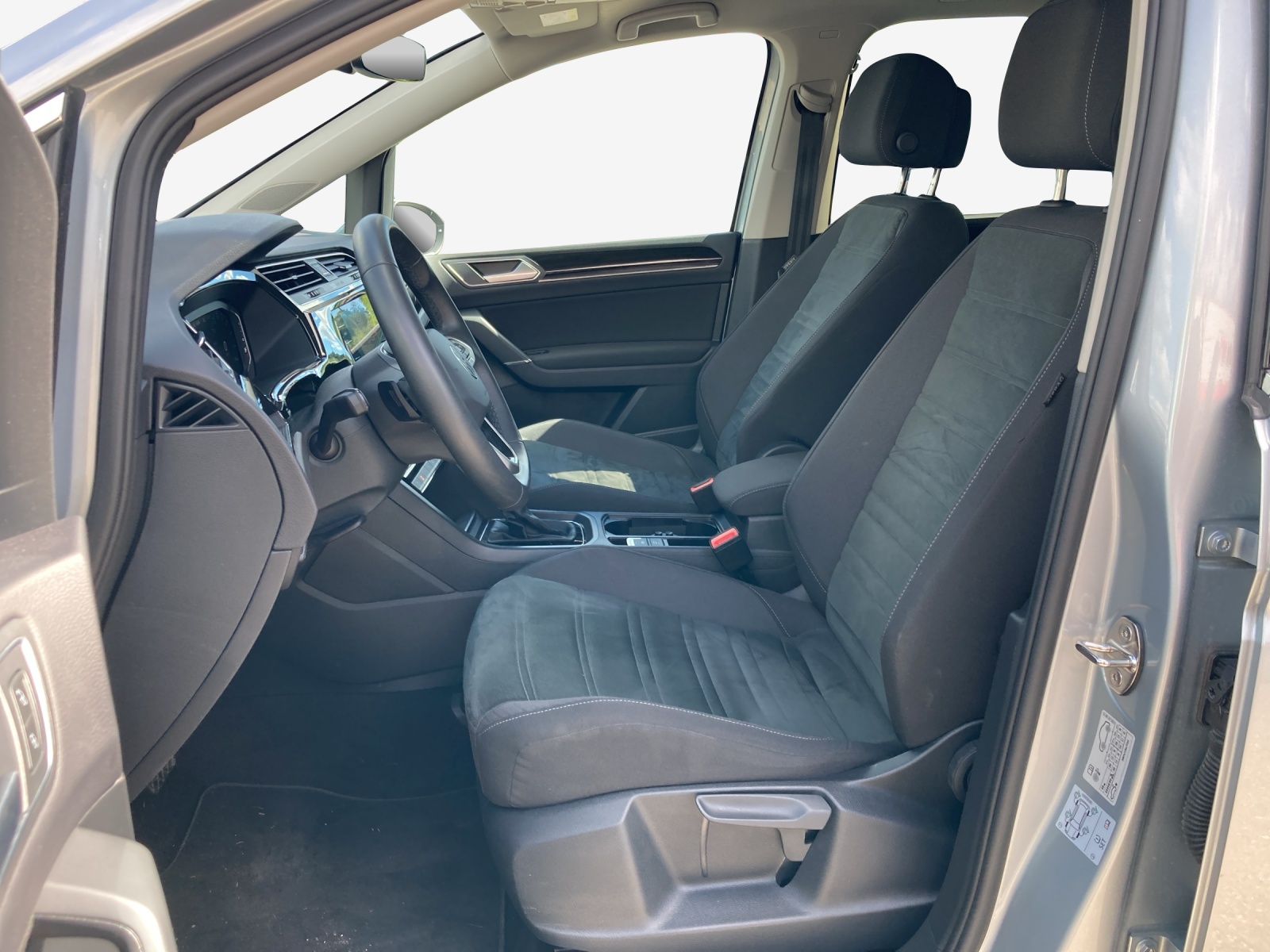 VW Touran 1.5 TSI EVO Highline DSG-image-7