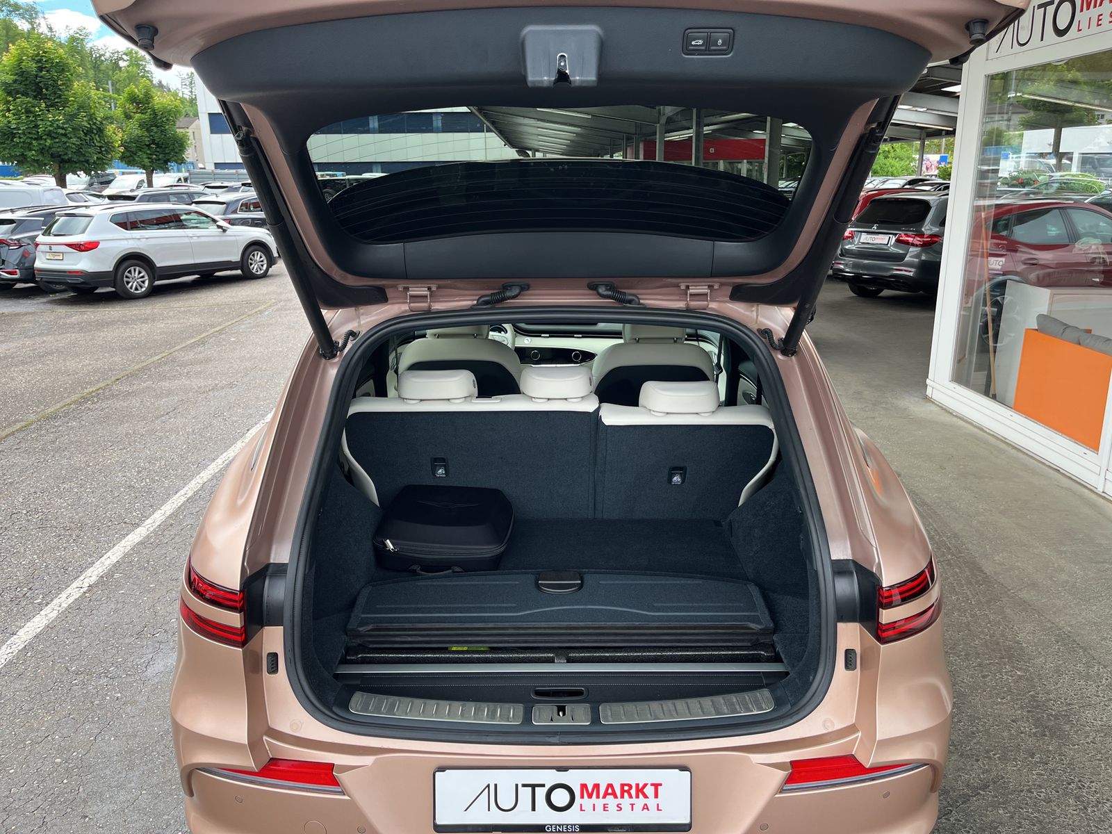 GENESIS GV70 Electrified Sport kWh 77,4 AWD-image-11