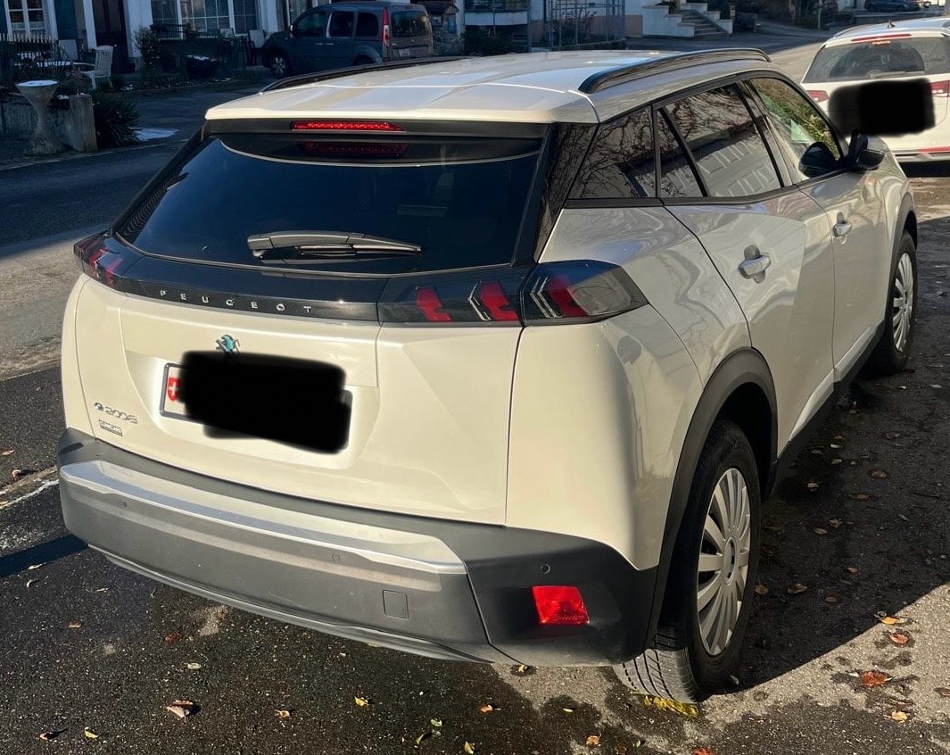 PEUGEOT e-Active-image-4