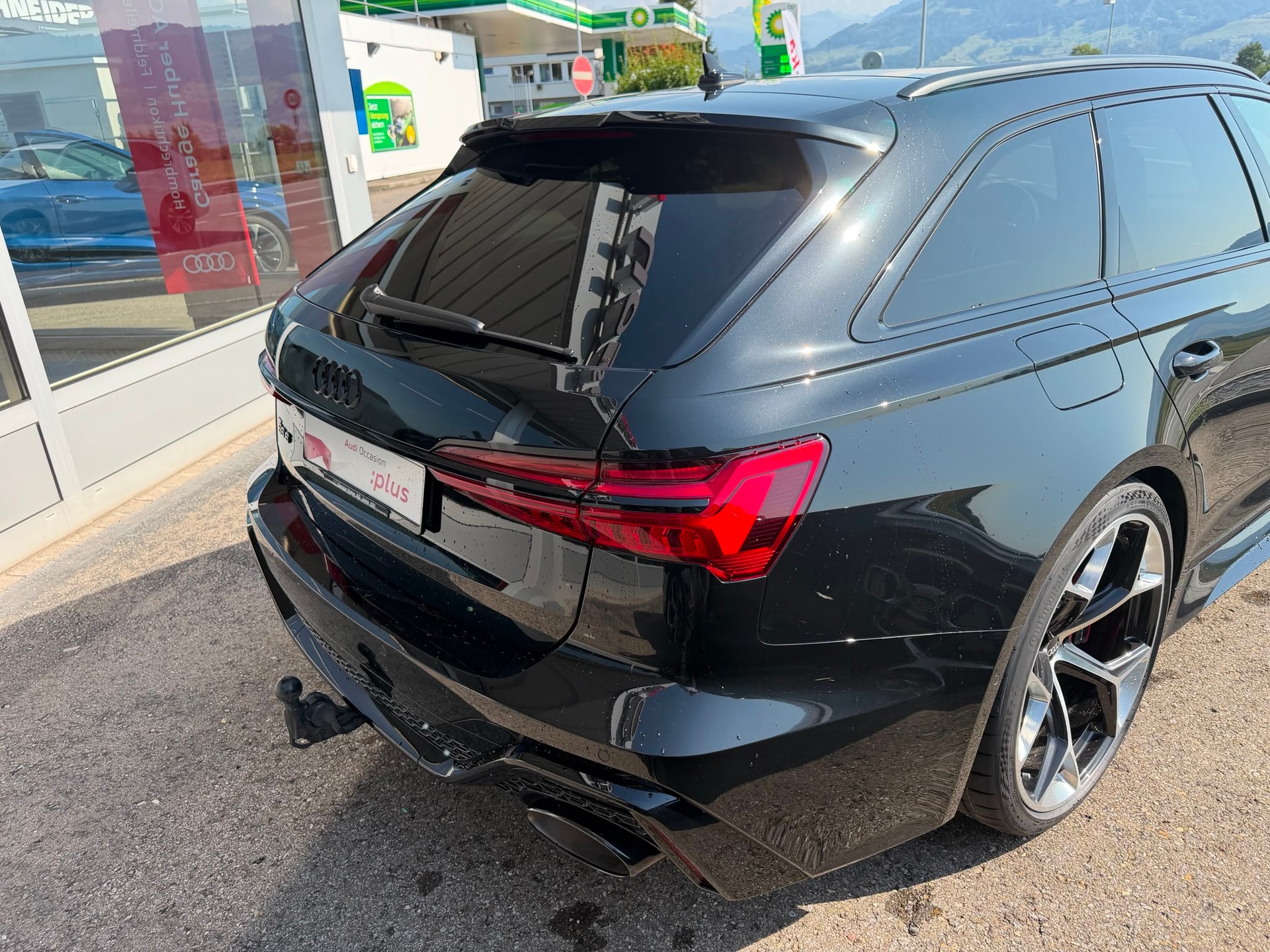 AUDI RS6 Avant 4.0 TFSI V8 Performance quattro-image-5