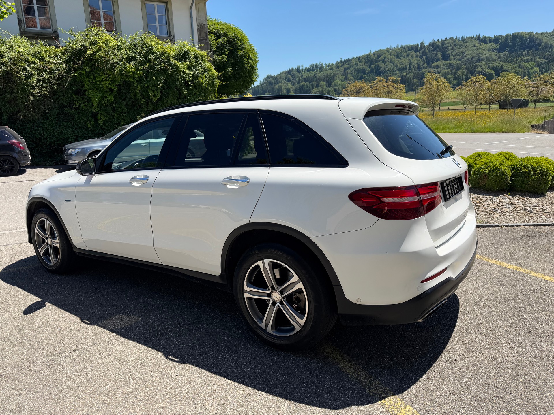 MERCEDES-BENZ GLC 350 e Exclusive 4Matic 7G-Tronic-image-2