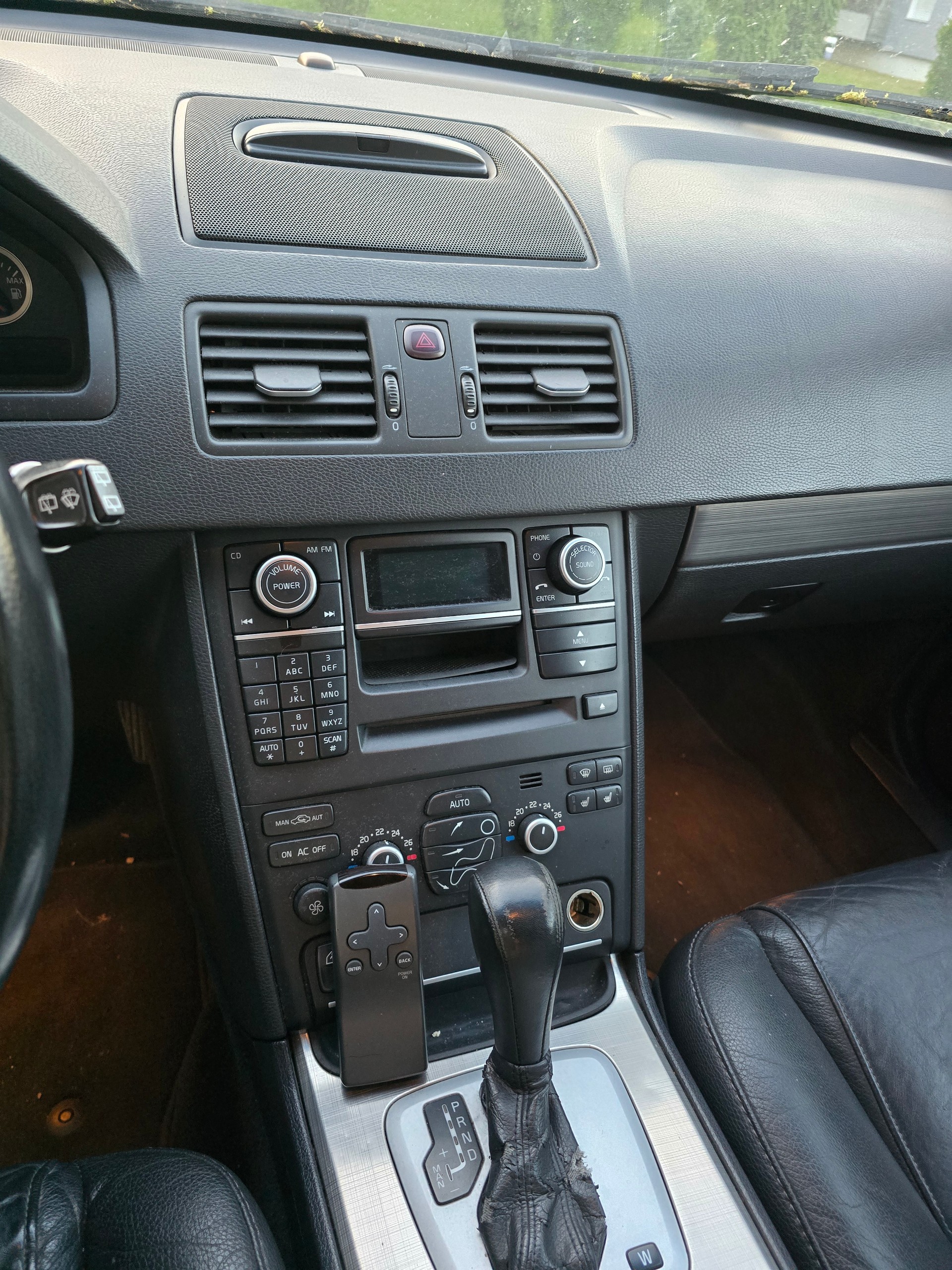 VOLVO XC90 D5 AWD Ocean Race Geartronic-image-4