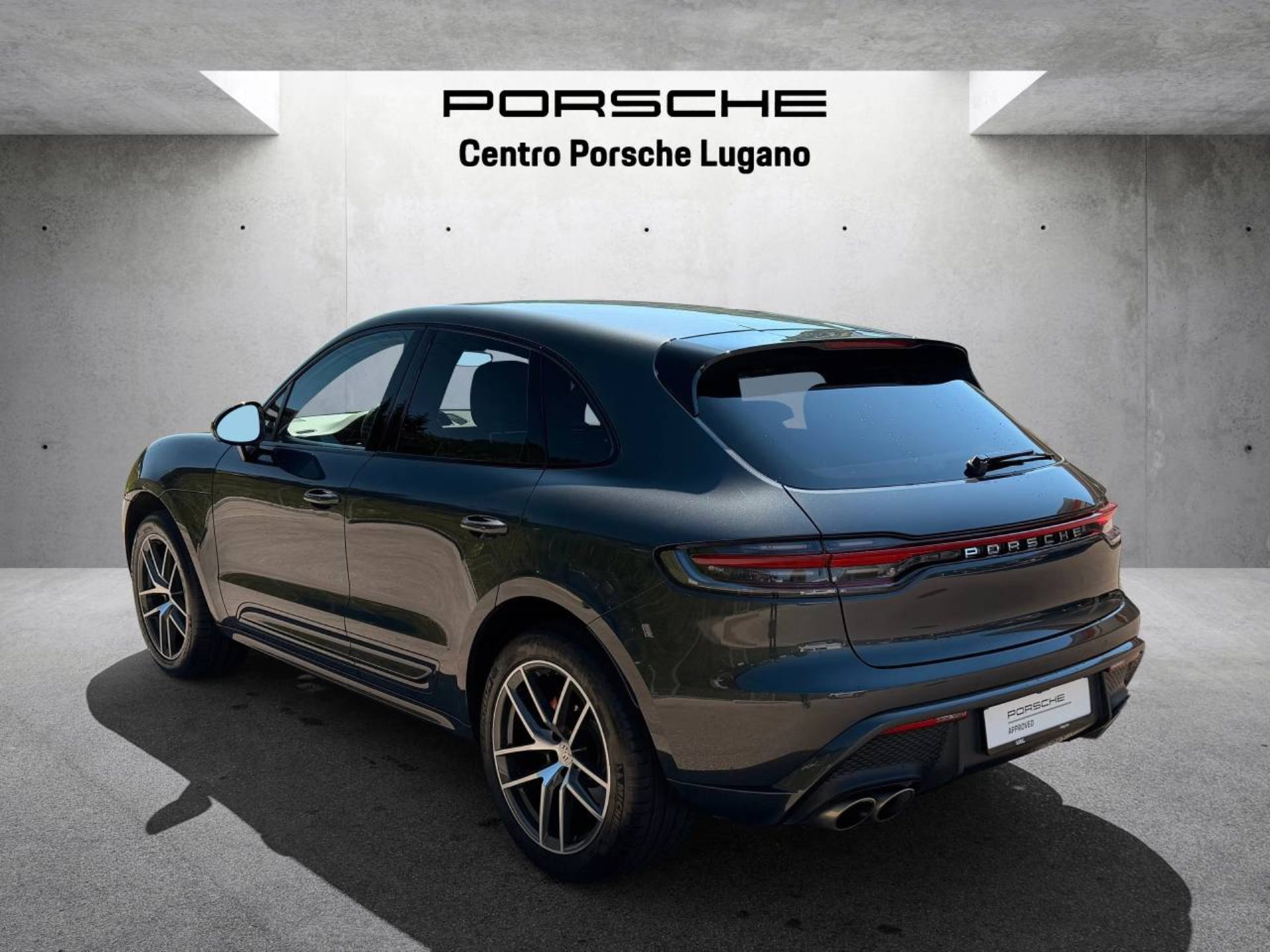 PORSCHE Macan S-image-6