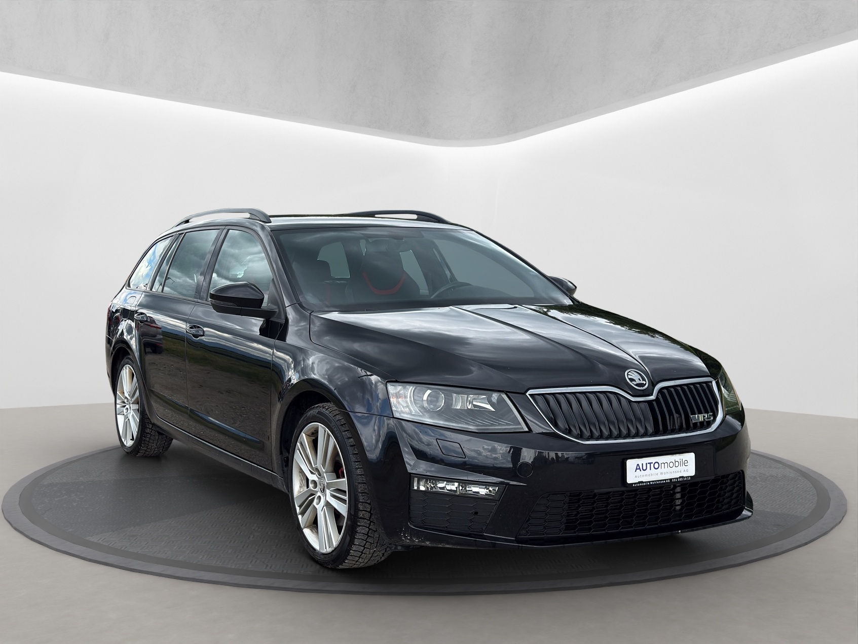 SKODA Octavia Combi 2.0 TDI RS 4x4 DSG-image-3