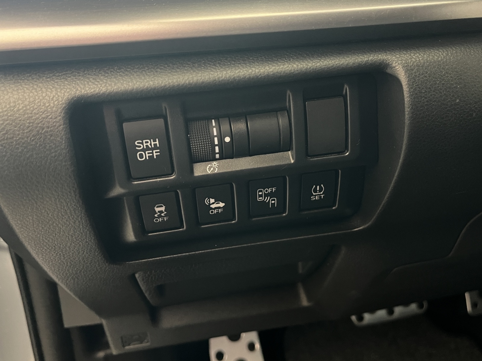 SUBARU XV 2.0i e-Boxer Swiss Plus-image-15