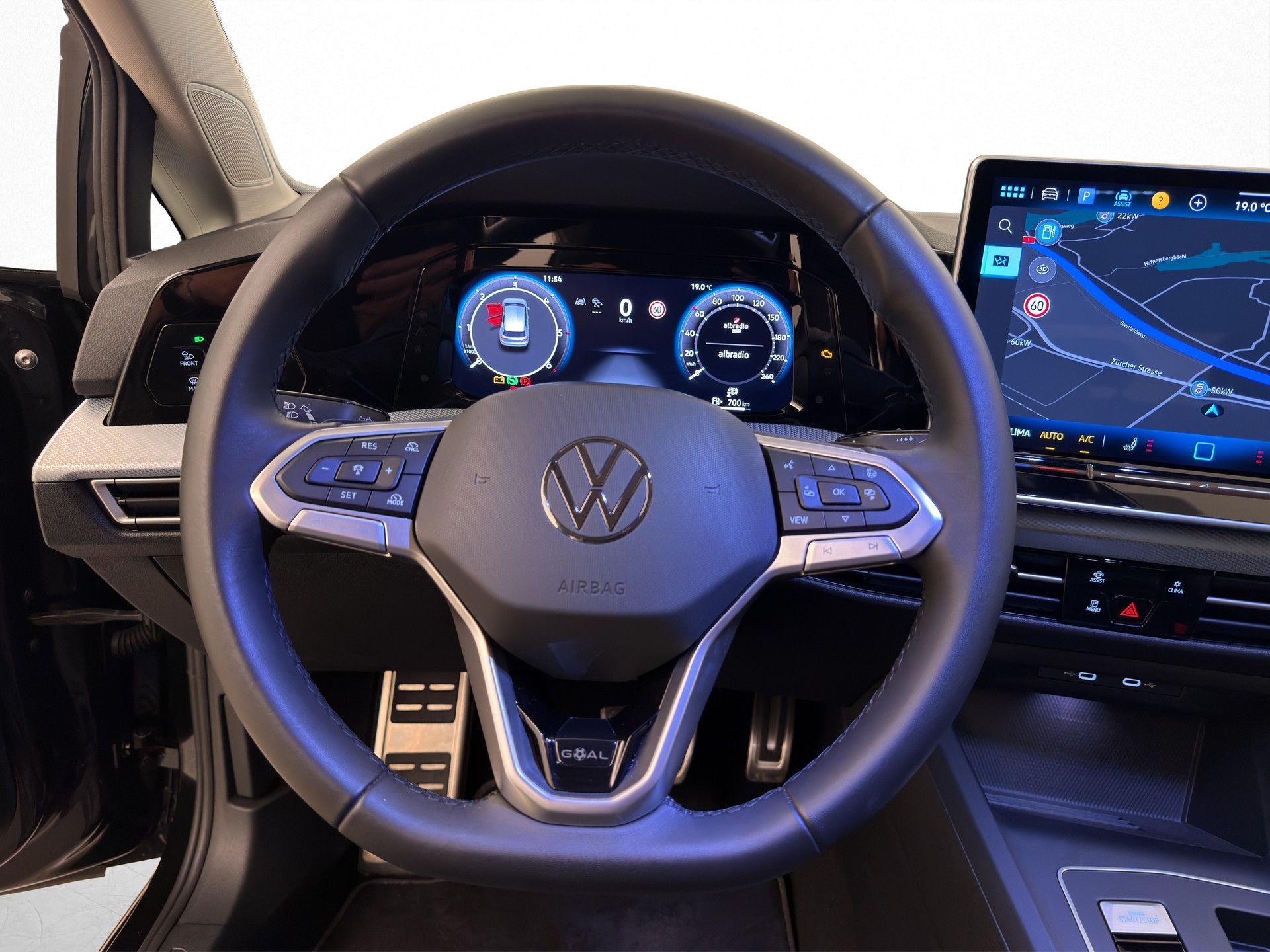 VW Golf 8 2.0 TDI Goal DSG-image-11