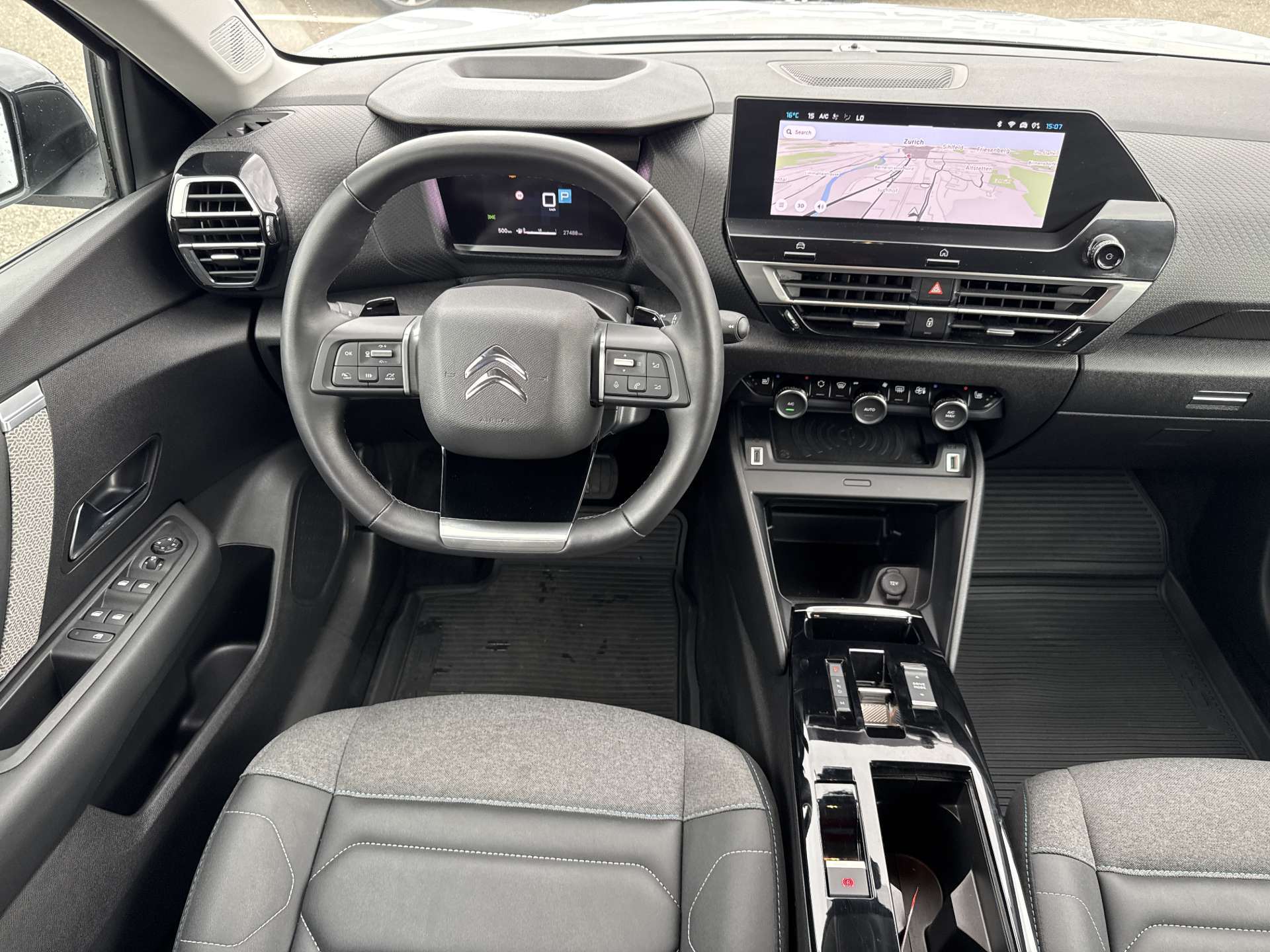 CITROEN C4 1.2 PureTech 130 Shine EAT8-Automat-image-4