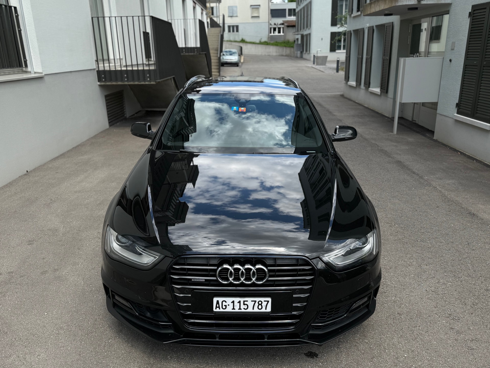AUDI A4 3.0 V6 TDI 245 quattro S-Tr-image-0