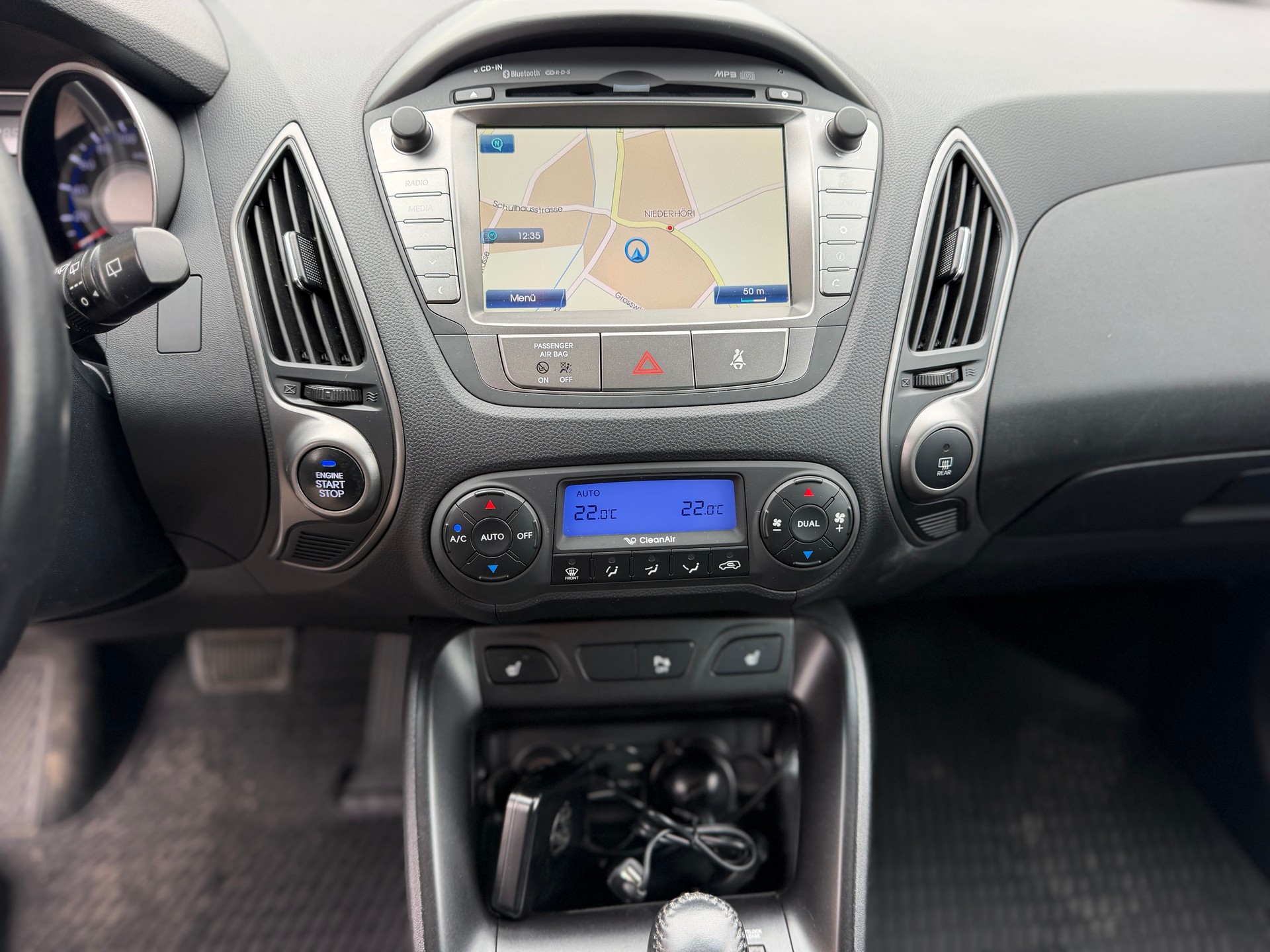 HYUNDAI iX 35 2.0 CRDi Vertex 4WD Automatic-image-15