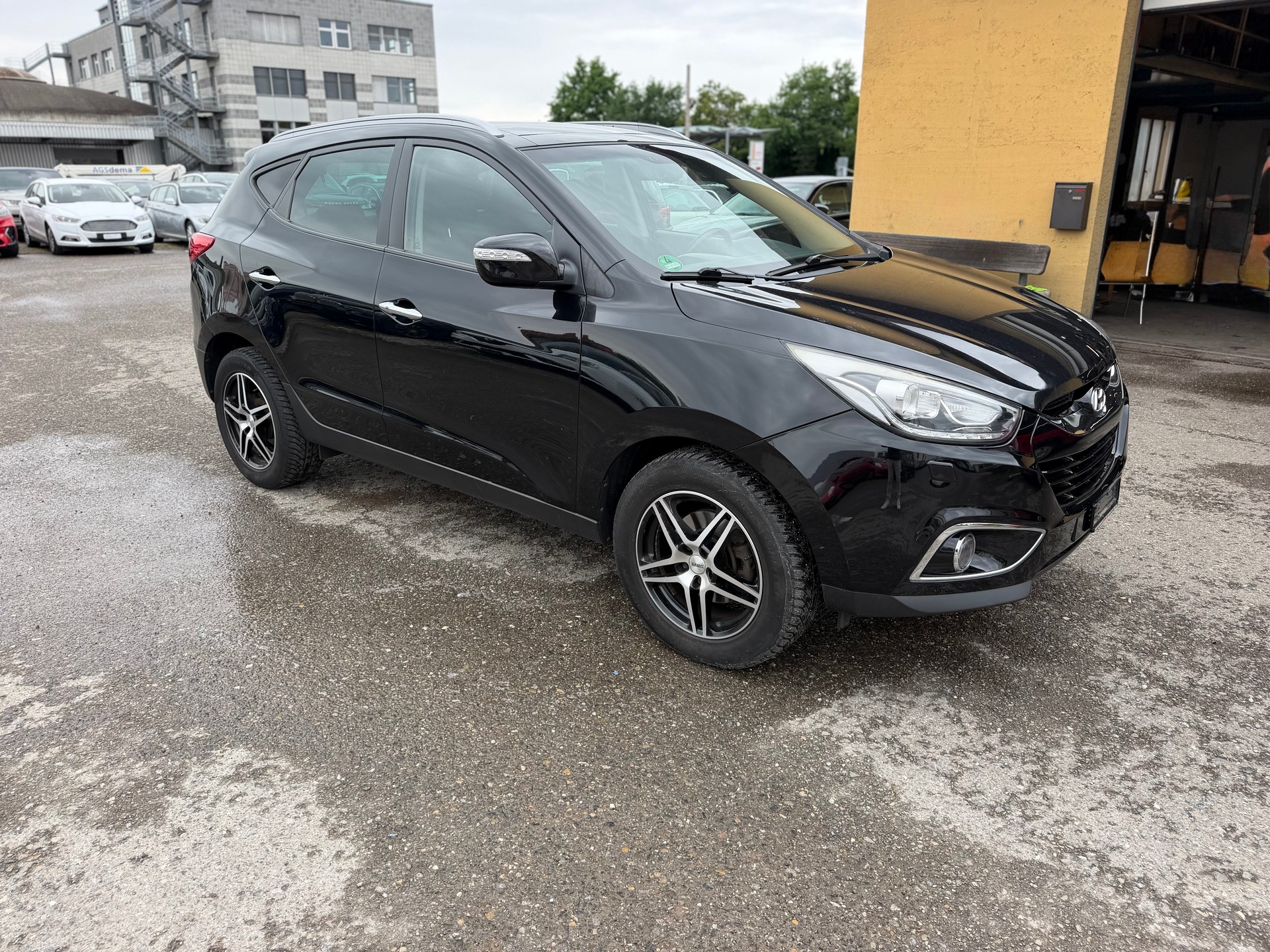 HYUNDAI iX 35 2.0 CRDi Vertex 4WD Automatic-image-24