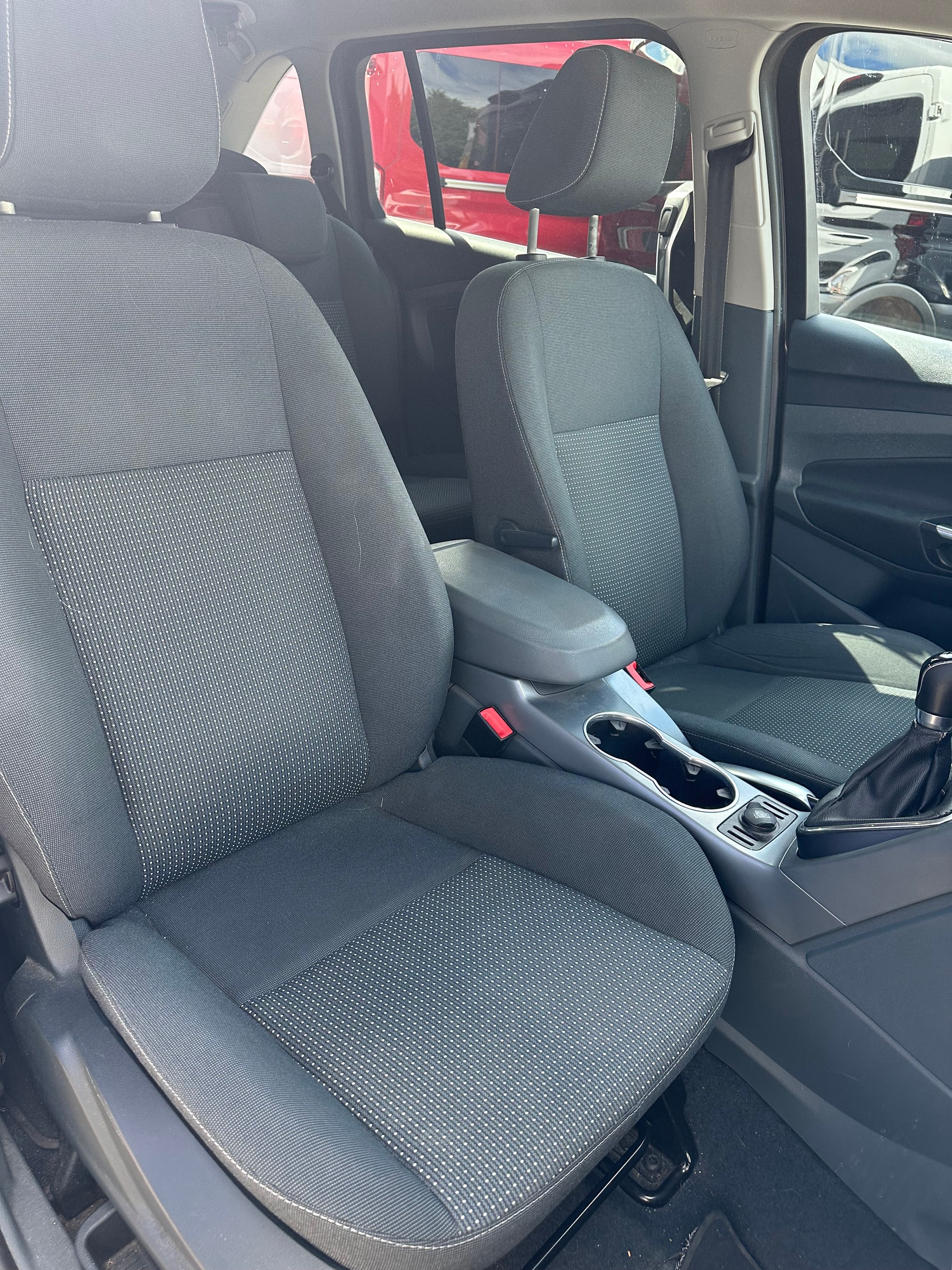 FORD Grand C-Max 1.6i Ti-VCT 125 Carving-image-13