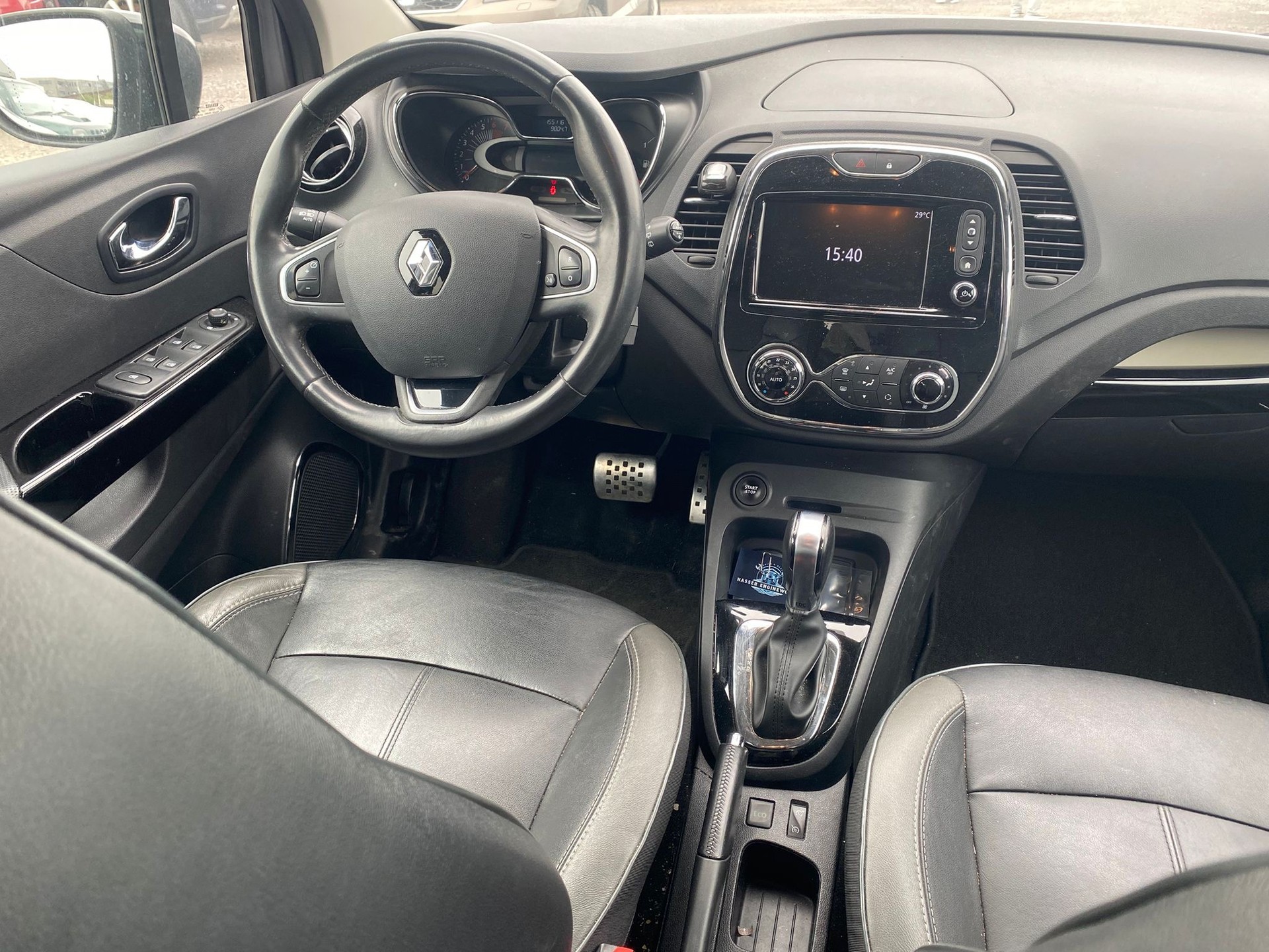 RENAULT Captur 1.2 T 16V Swiss Edition EDC-image-10