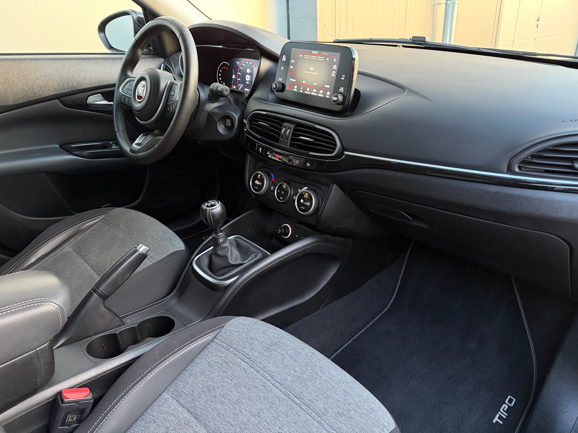 FIAT Tipo 1.6MJ Cross-image-8