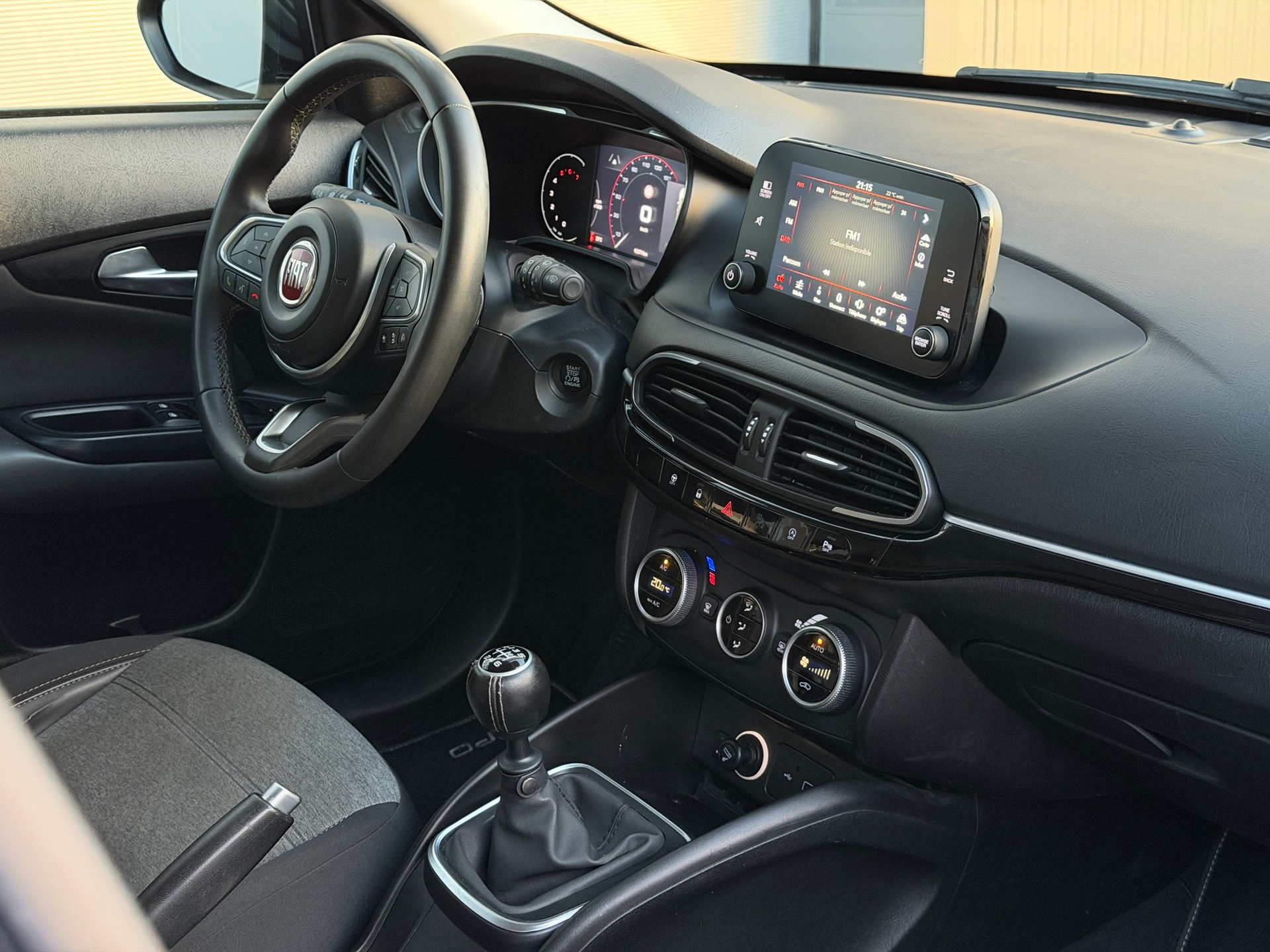 FIAT Tipo 1.6MJ Cross-image-9