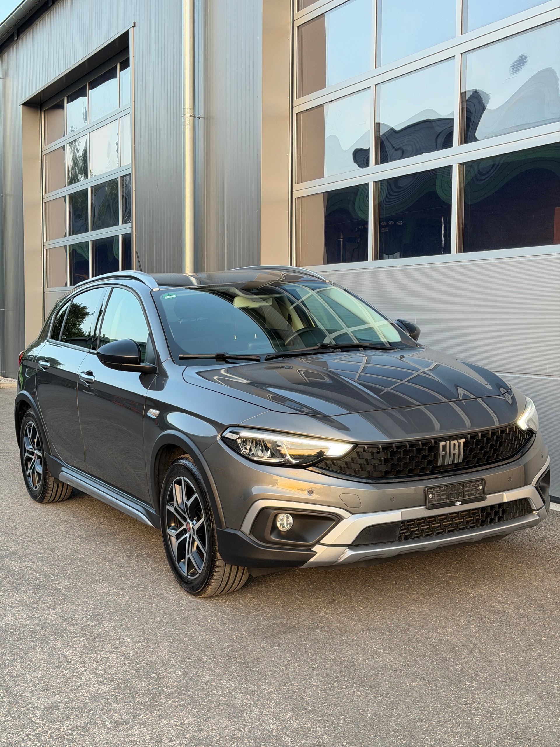 FIAT Tipo 1.6MJ Cross-image-5