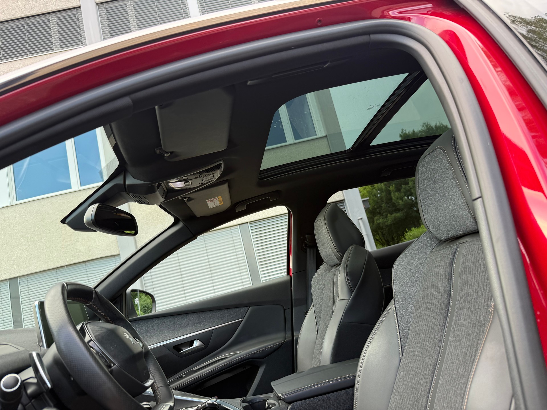 PEUGEOT 3008 1.6 THP GT Line EAT-image-10