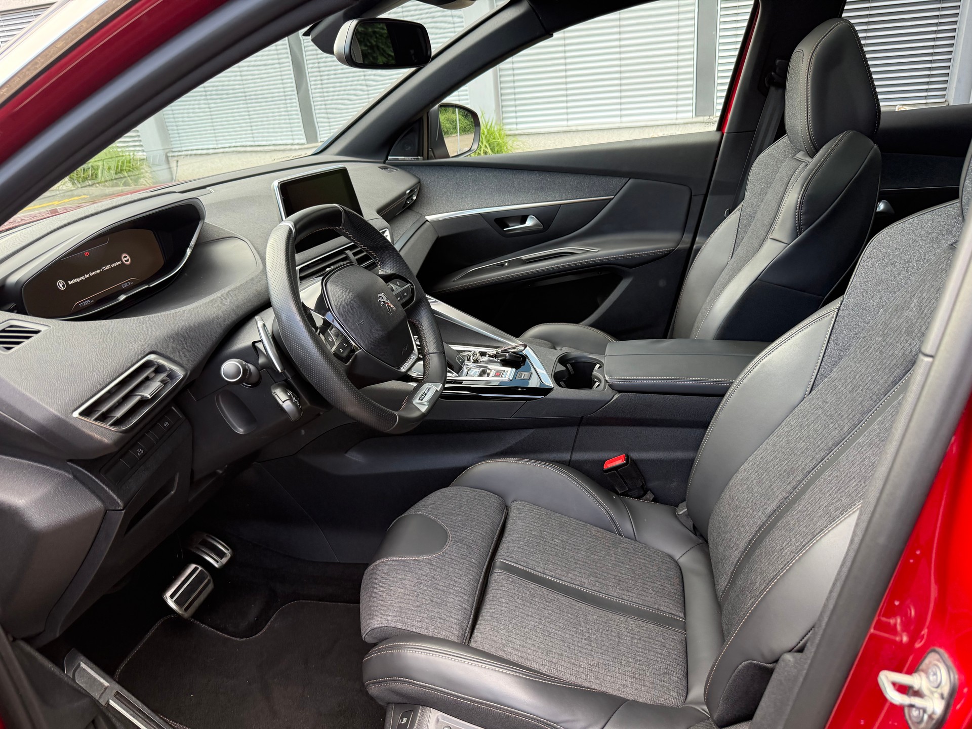 PEUGEOT 3008 1.6 THP GT Line EAT-image-7