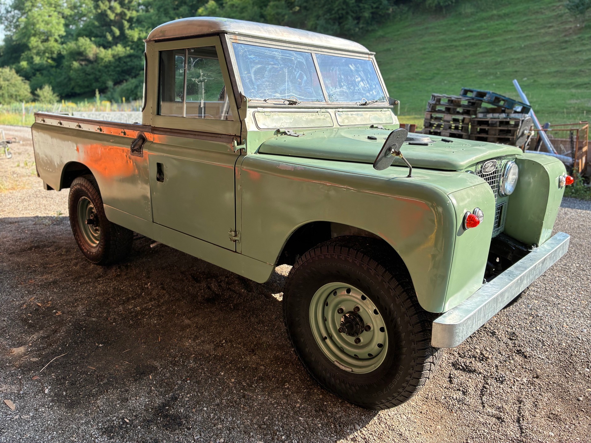 LAND ROVER Pickup-image-2