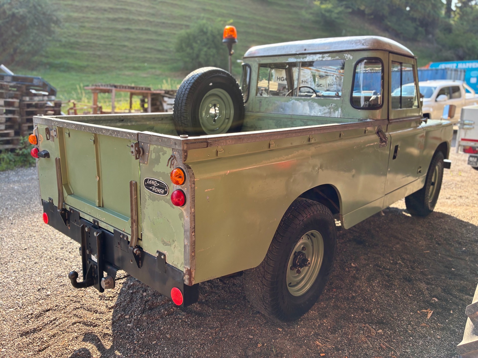 LAND ROVER Pickup-image-3