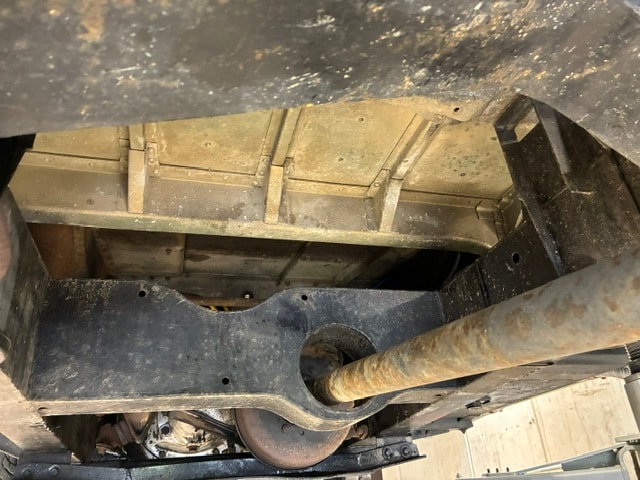LAND ROVER Pickup-image-9