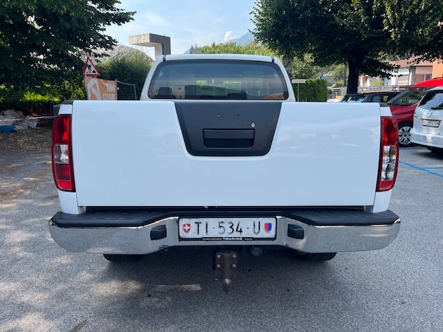 NISSAN Navara King Cab XE 2.5 dCi 4WD-image-3