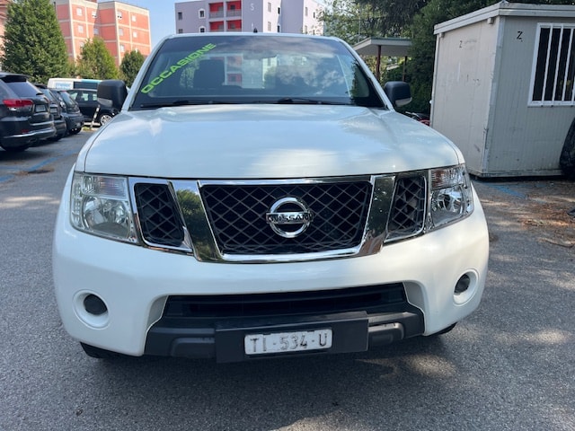 NISSAN Navara King Cab XE 2.5 dCi 4WD-image-0
