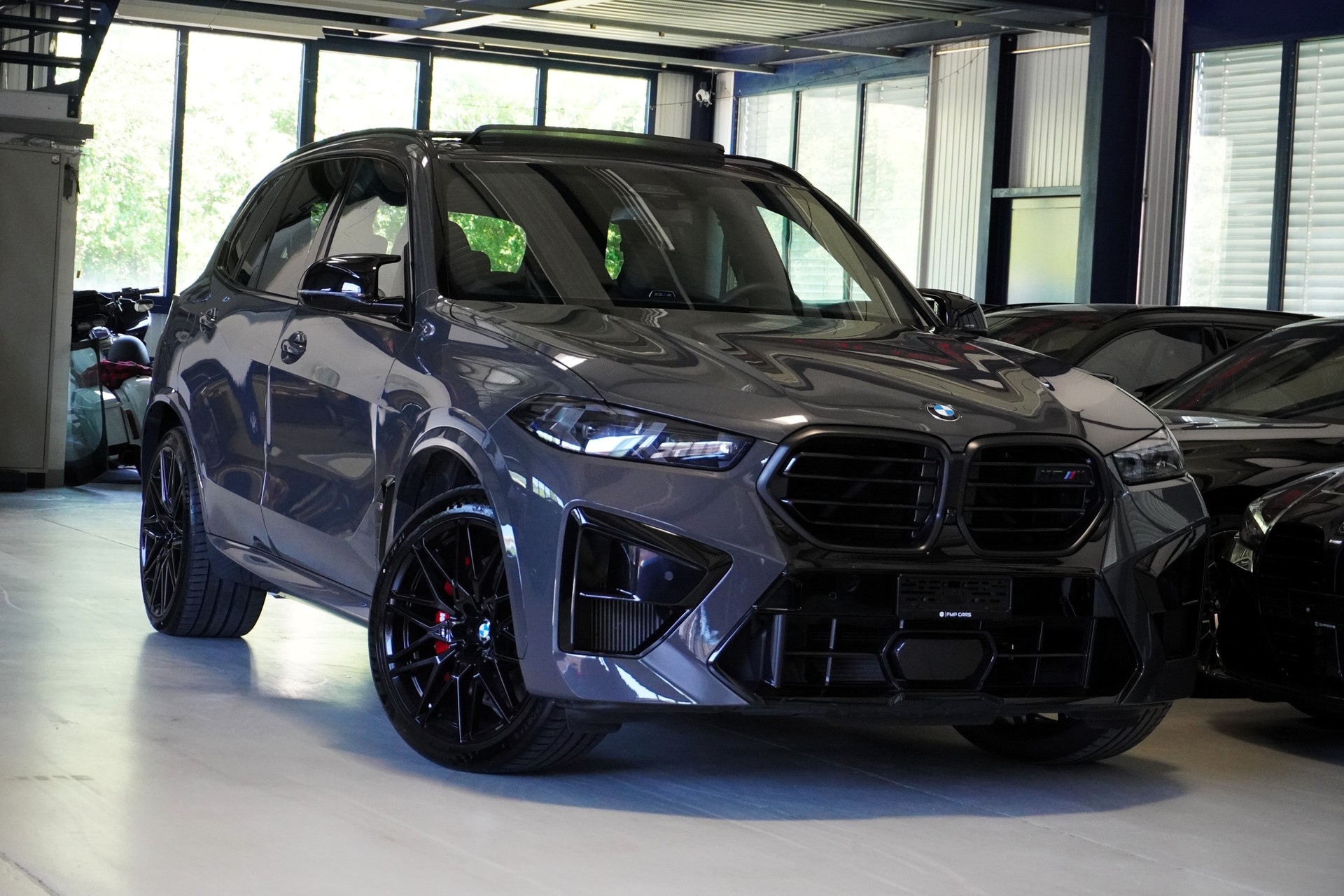 BMW X5M Competition // BMW Werksgarantie bis 09/2030 // Individual Dravitgrau // Bowers & Wilkins //-image-2