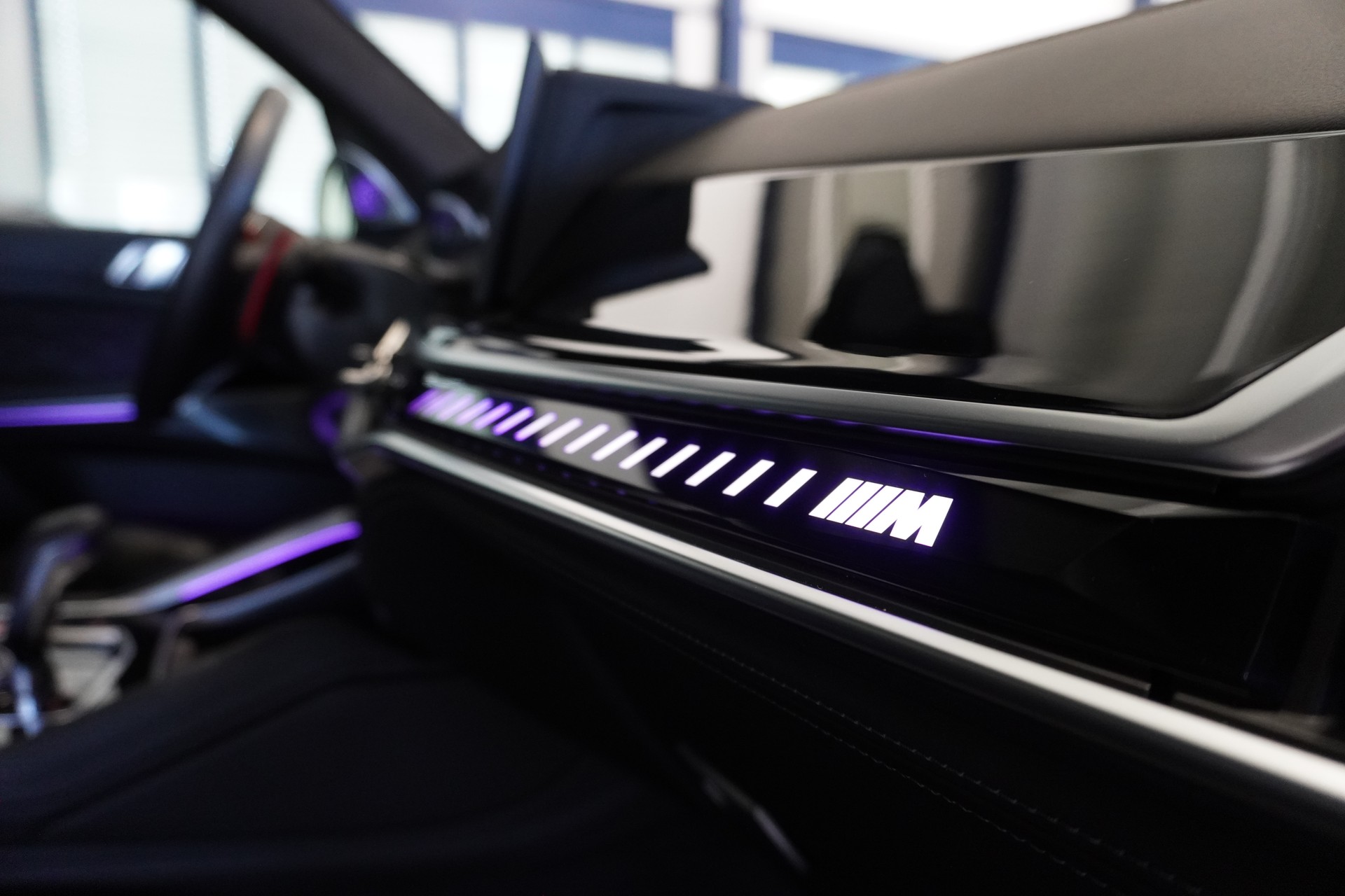 BMW X5M Competition // BMW Werksgarantie bis 09/2030 // Individual Dravitgrau // Bowers & Wilkins //-image-8