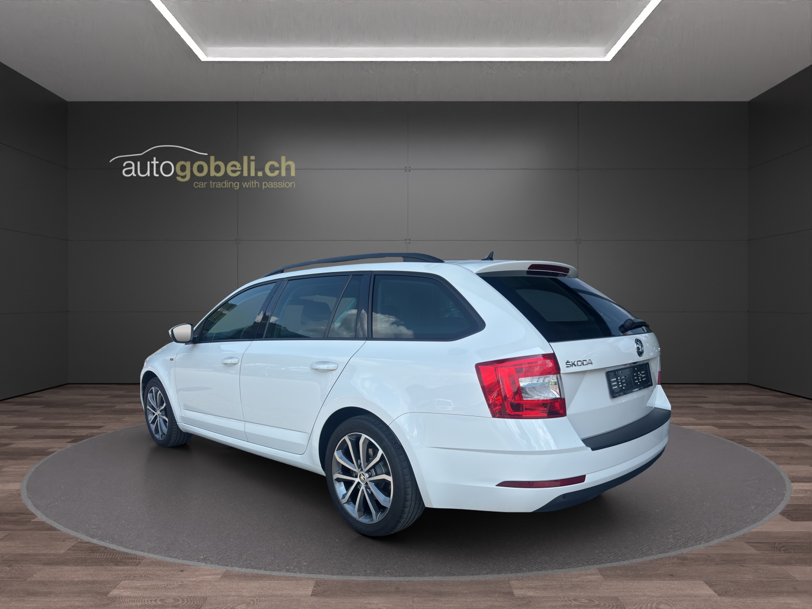 SKODA Octavia Combi 2.0 TSI Soleil 4x4 DSG-image-1