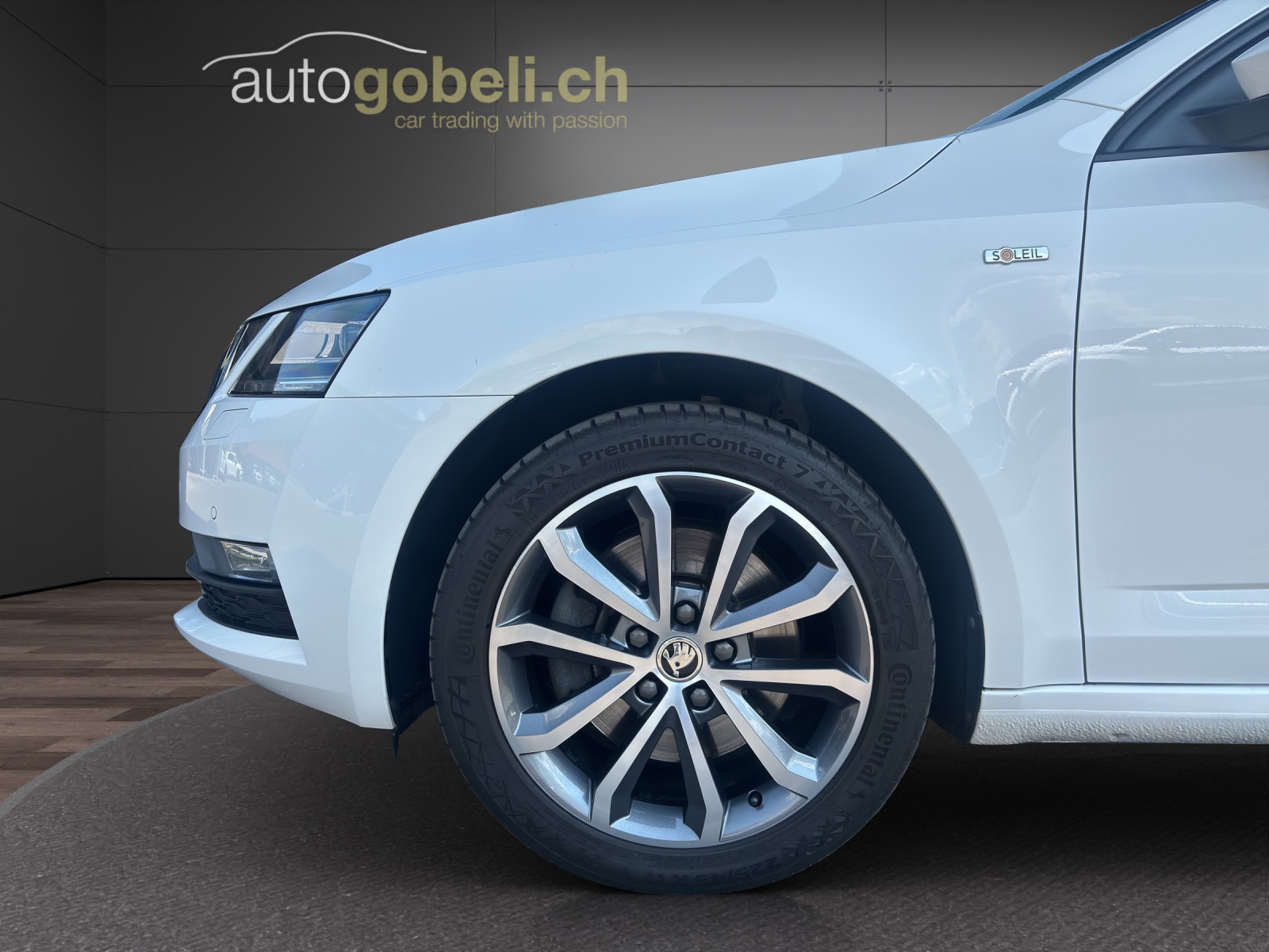 SKODA Octavia Combi 2.0 TSI Soleil 4x4 DSG-image-14