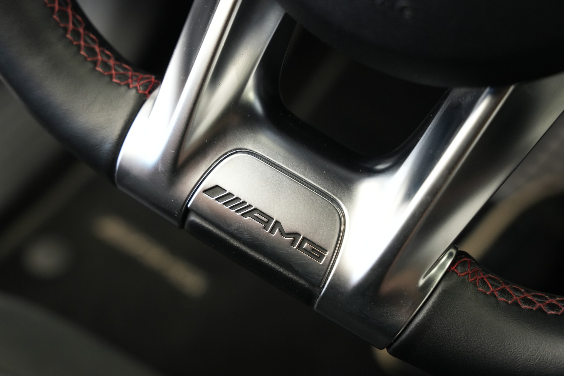 MERCEDES-BENZ GLE 53 AMG 4Matic+ 9G-Speedshift *CH-Fahrzeug*-image-25