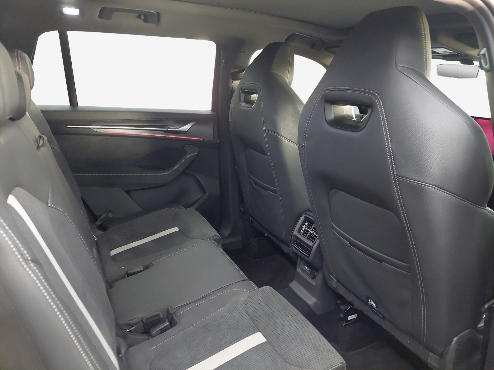 SKODA Kodiaq 2.0 TDI Sportline 4x4-image-13