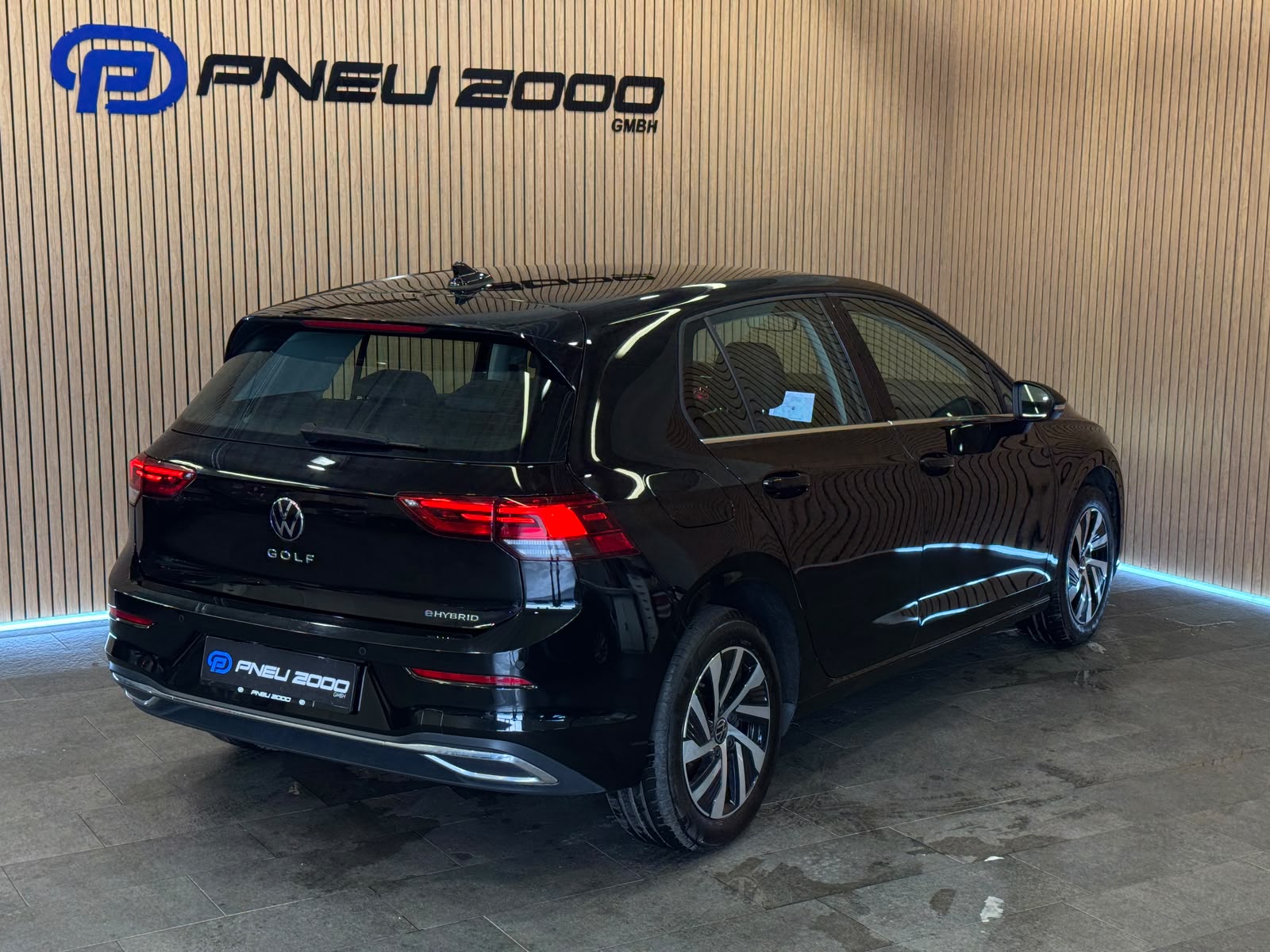 VW Golf 1.4 TSI PHEV Style-showroom-element-3
