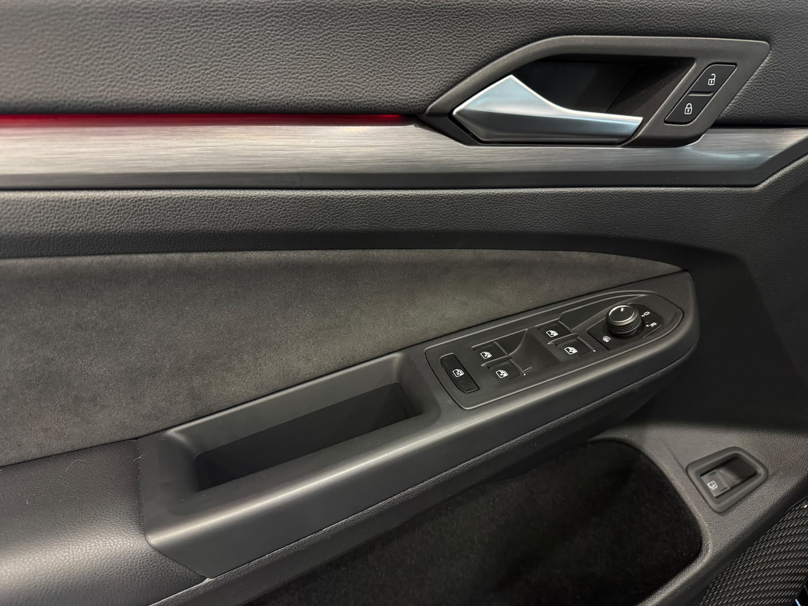 VW Golf 1.4 TSI PHEV Style-image-9