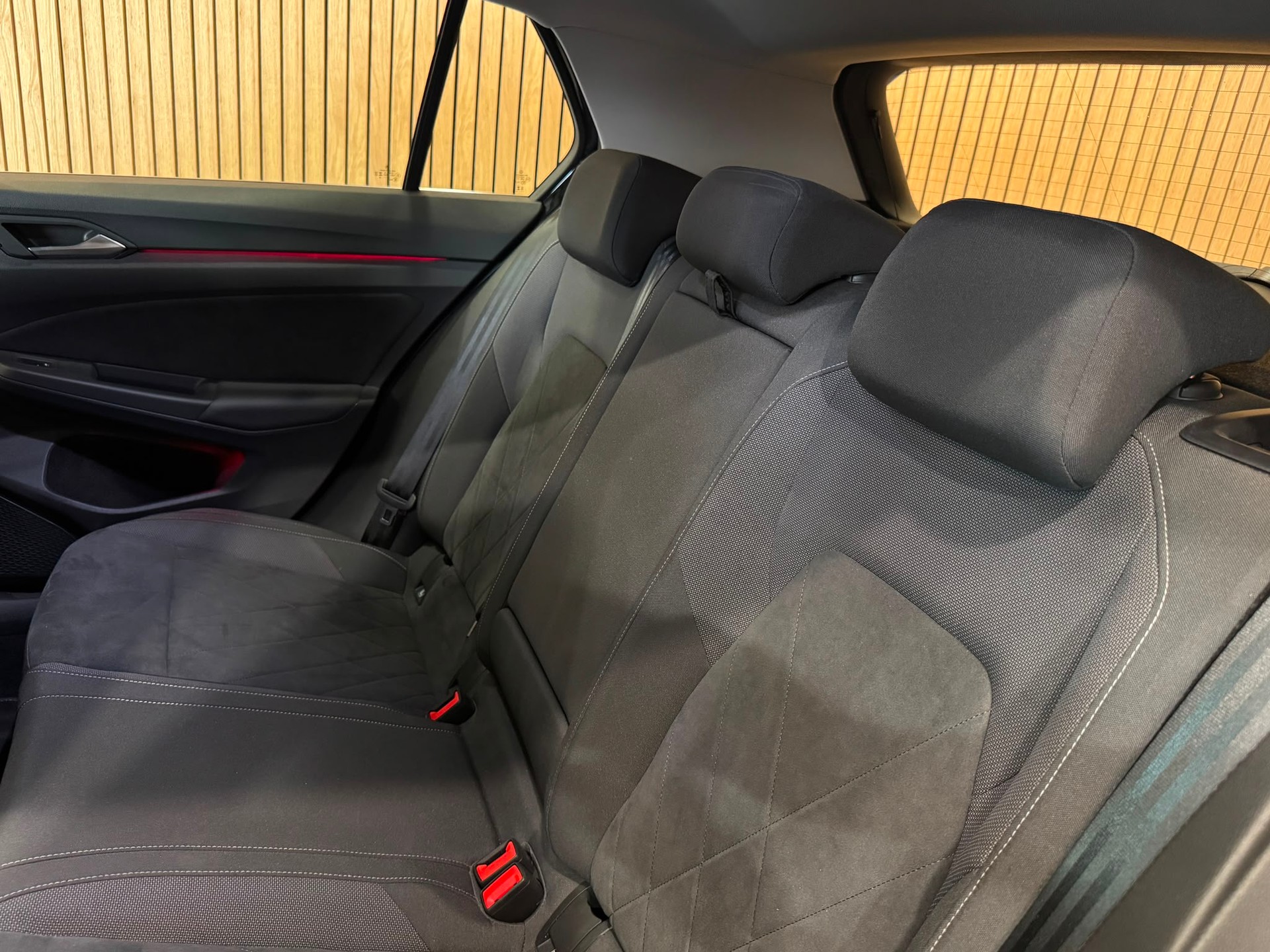 VW Golf 1.4 TSI PHEV Style-image-21