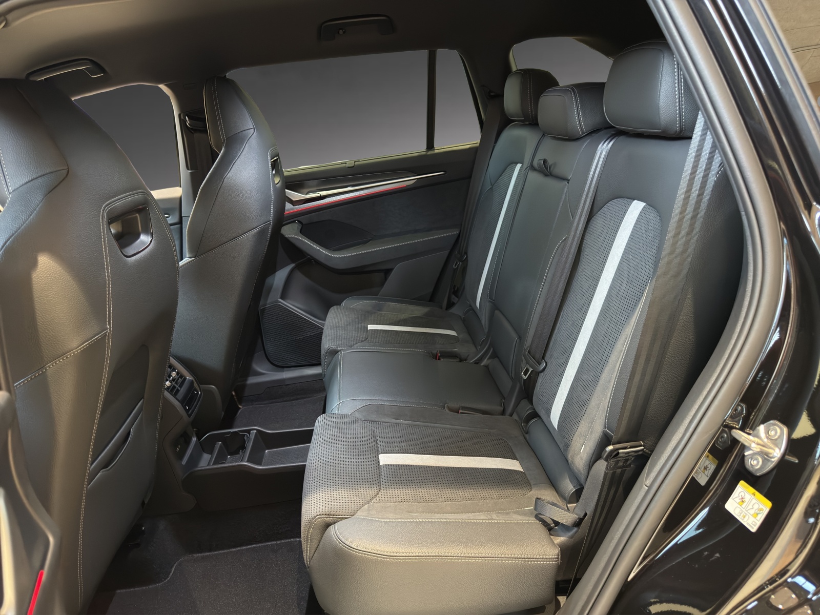 SKODA Kodiaq 2.0 TDI Sportline 4x4-image-6