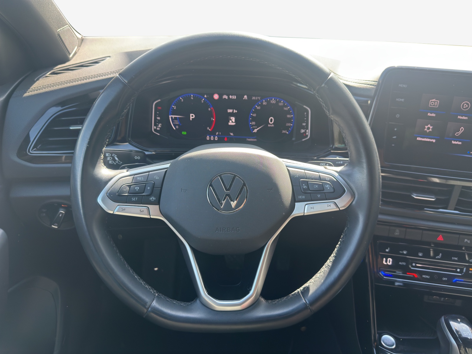 VW T-Roc 2.0 TSI Style DSG 4Motion-image-9