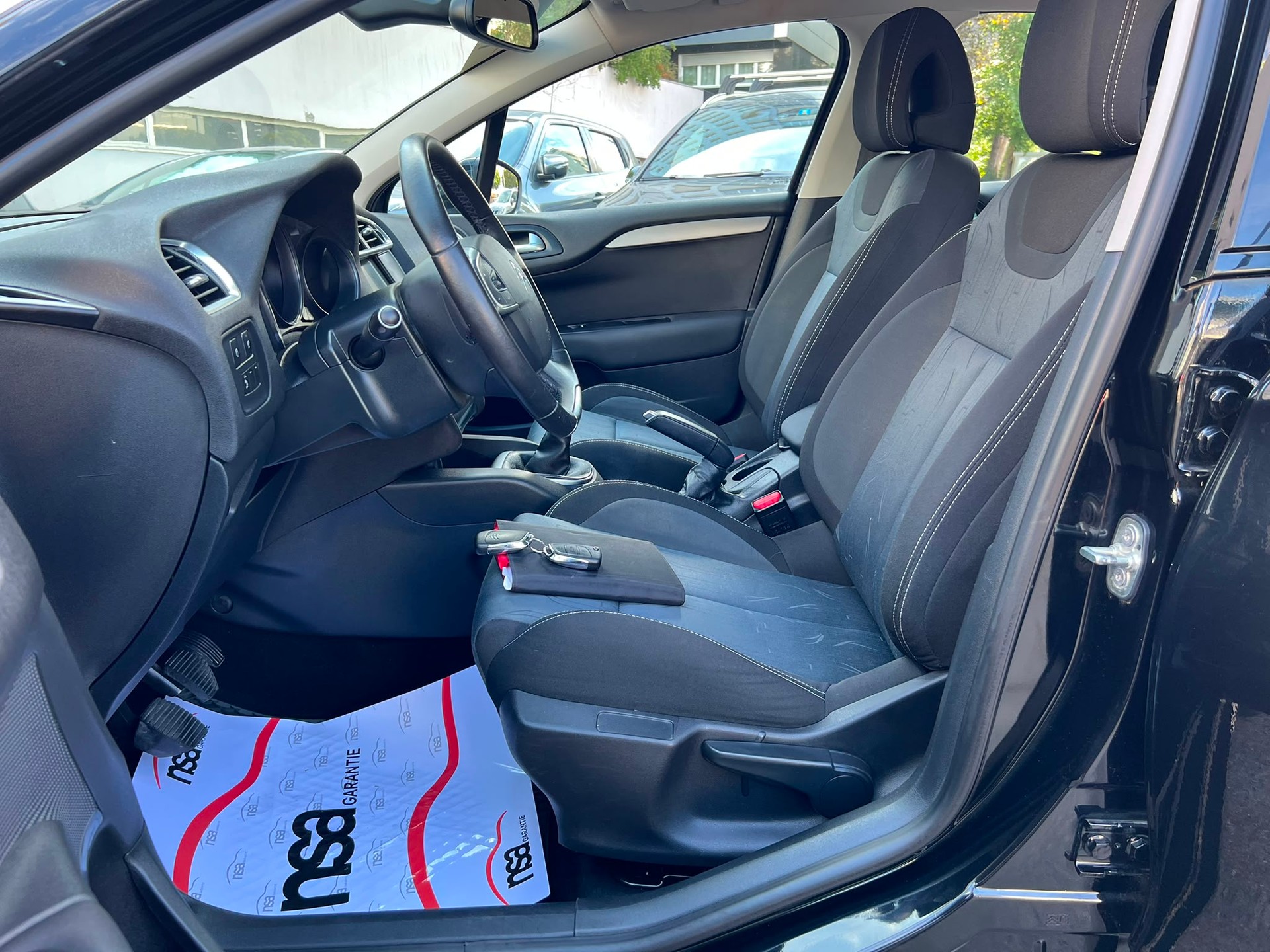 CITROEN C4 Berline 1.6 VTi Rossignol-image-7