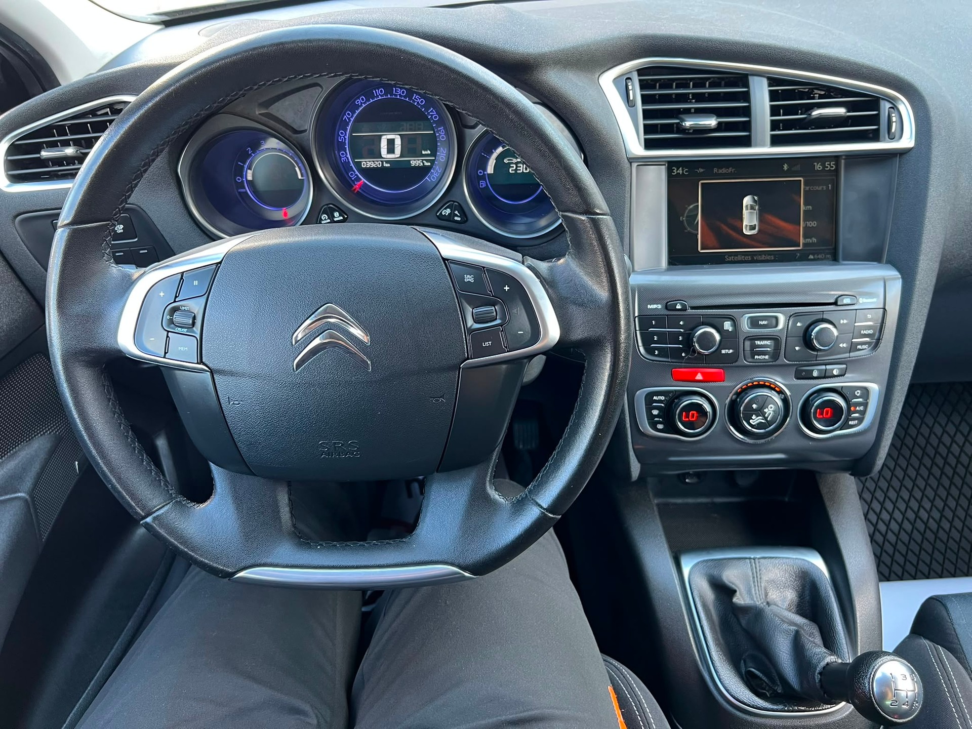 CITROEN C4 Berline 1.6 VTi Rossignol-image-9