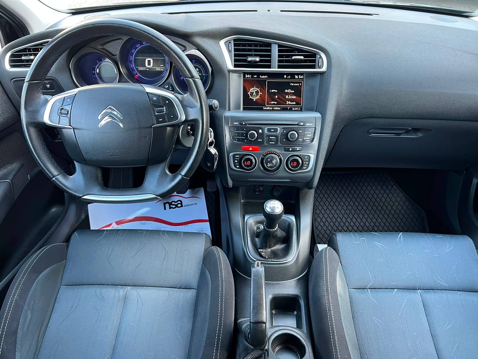 CITROEN C4 Berline 1.6 VTi Rossignol-image-8