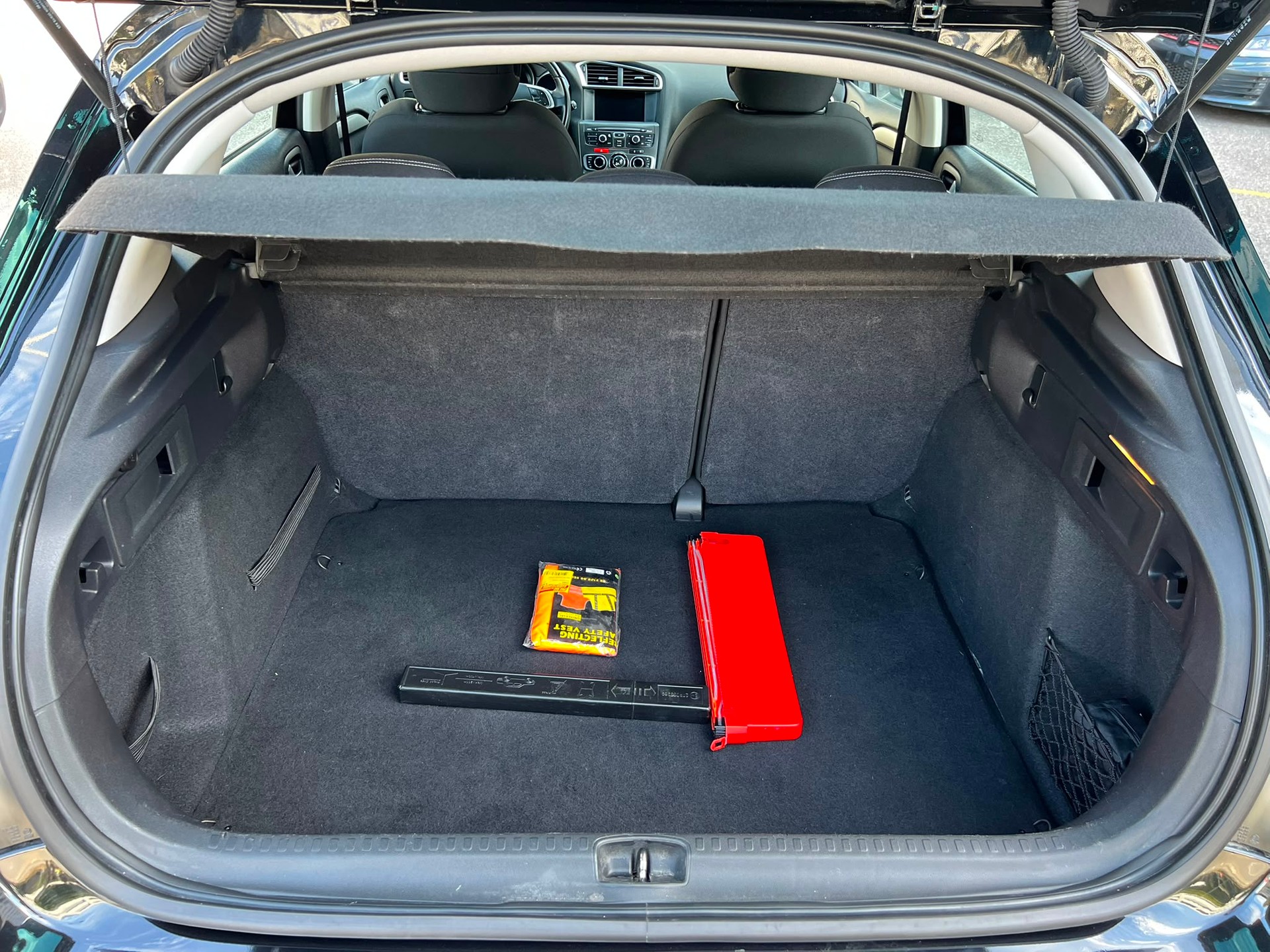 CITROEN C4 Berline 1.6 VTi Rossignol-image-11