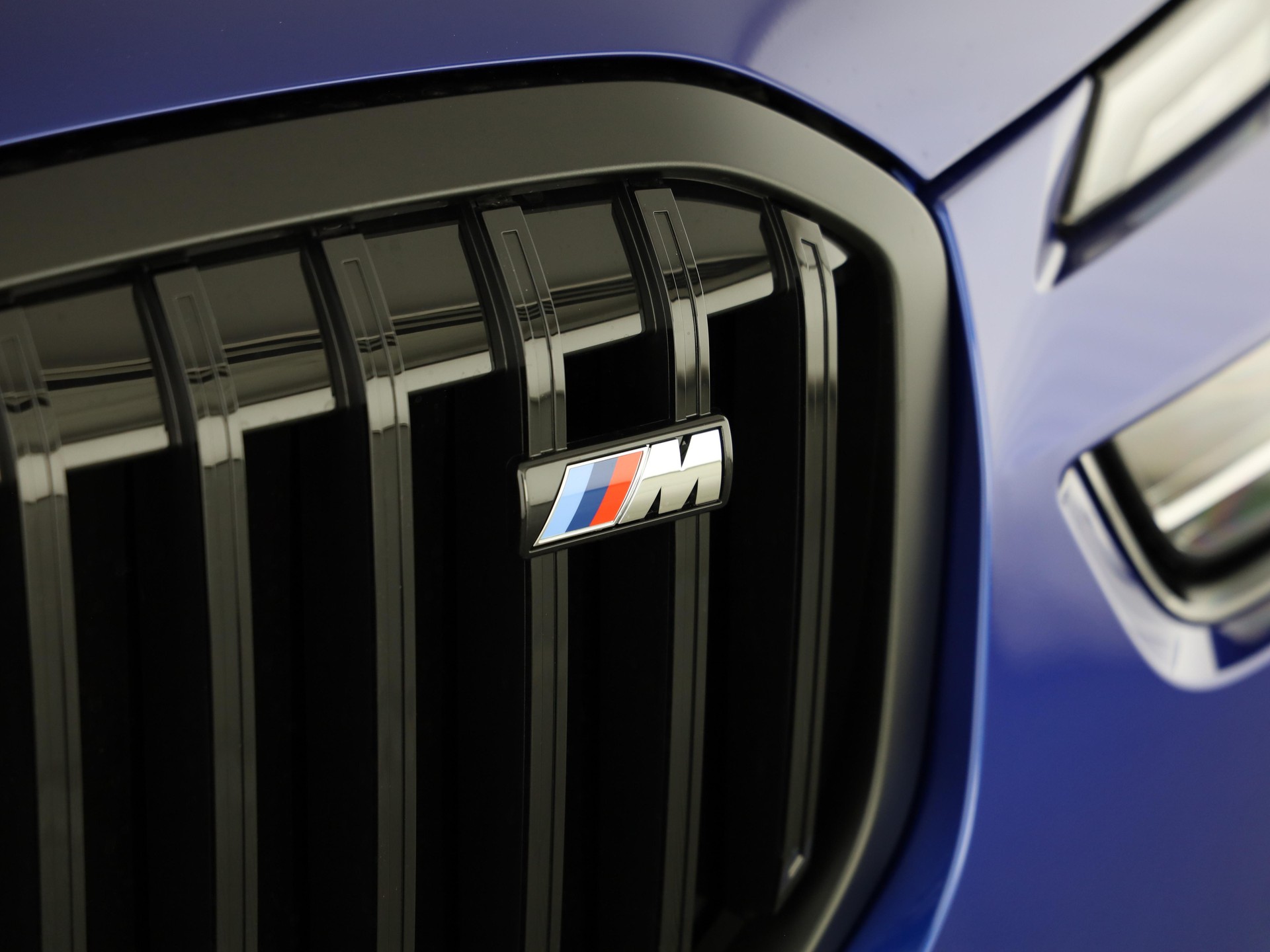 BMW X7 M60i-image-6